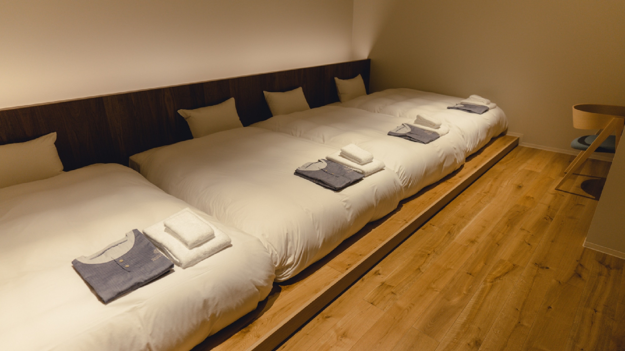 Extended Comfort Suite (99 sq m) | Bedroom