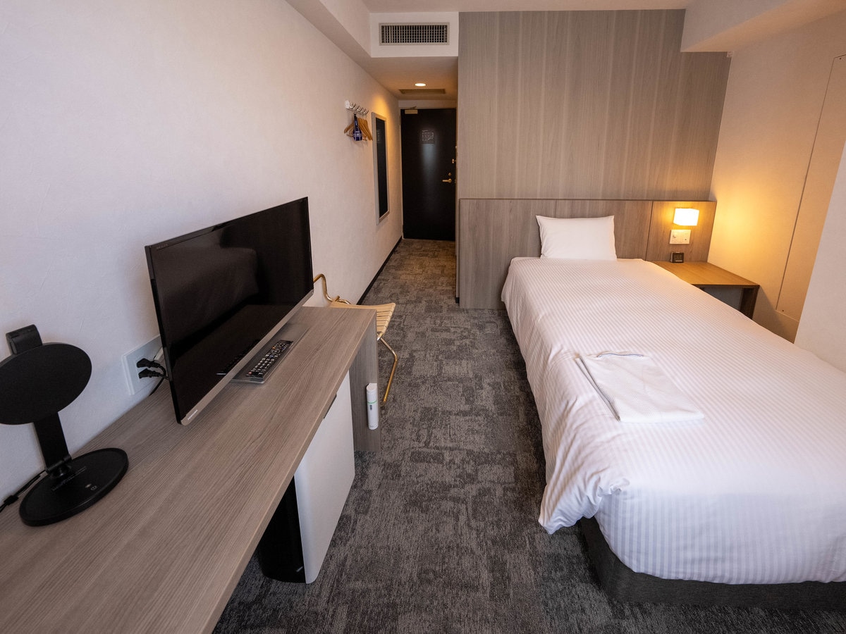[Example of a single room]