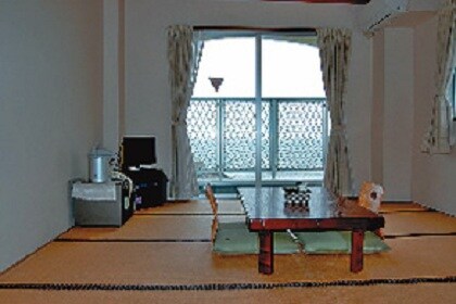 Guest room (Ocean view Japanese style room, 10 tatami mats)