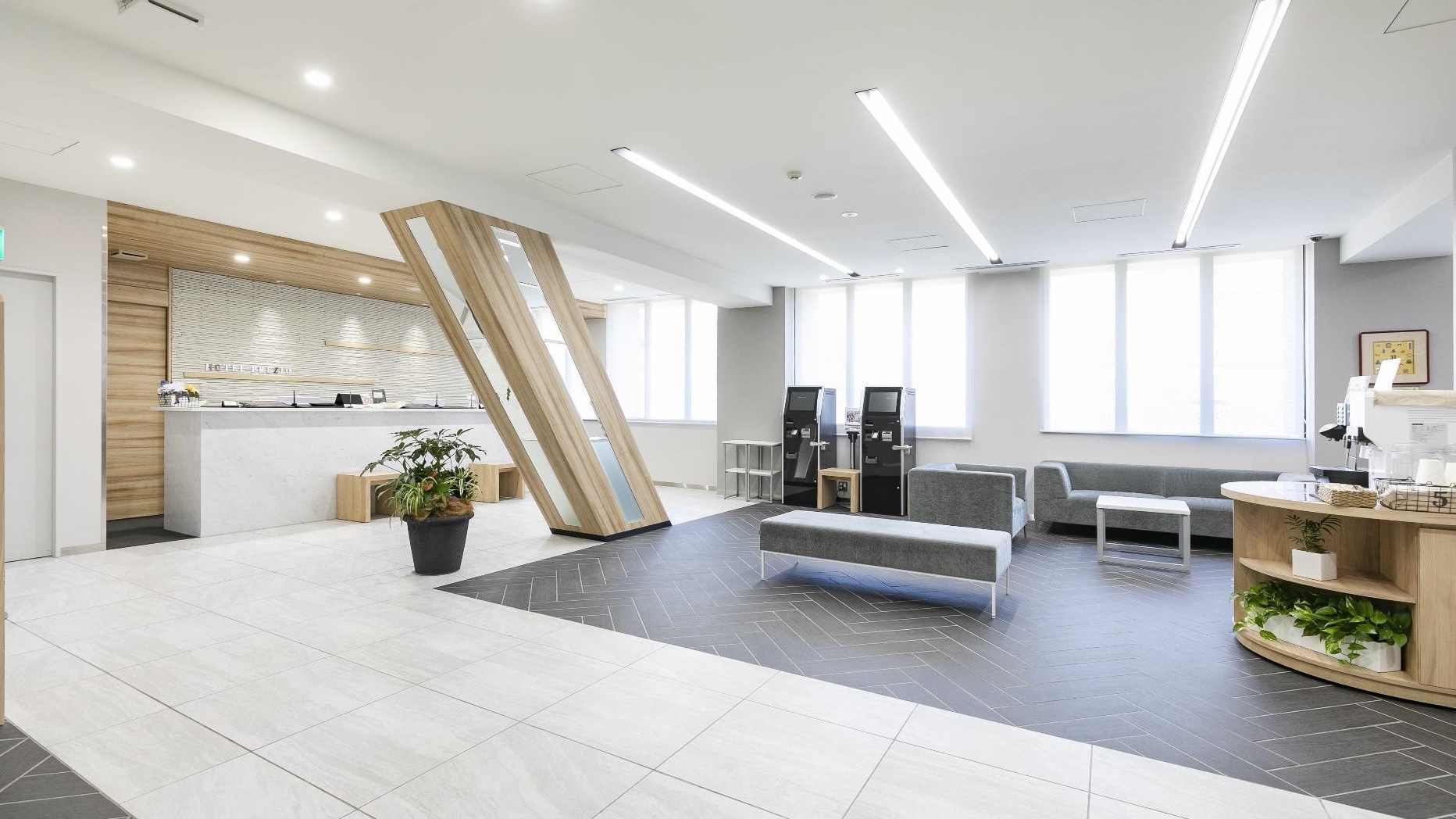 ２階ロビー・フロント