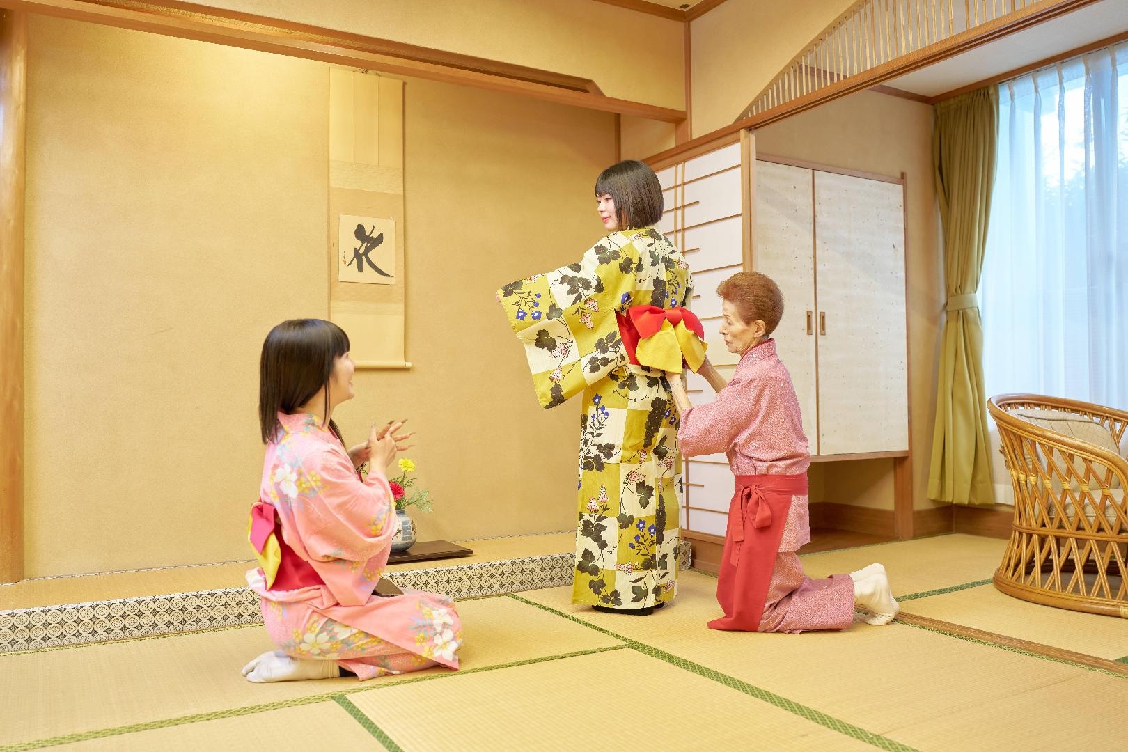 免费提供彩色浴衣（提供穿衣服务）。