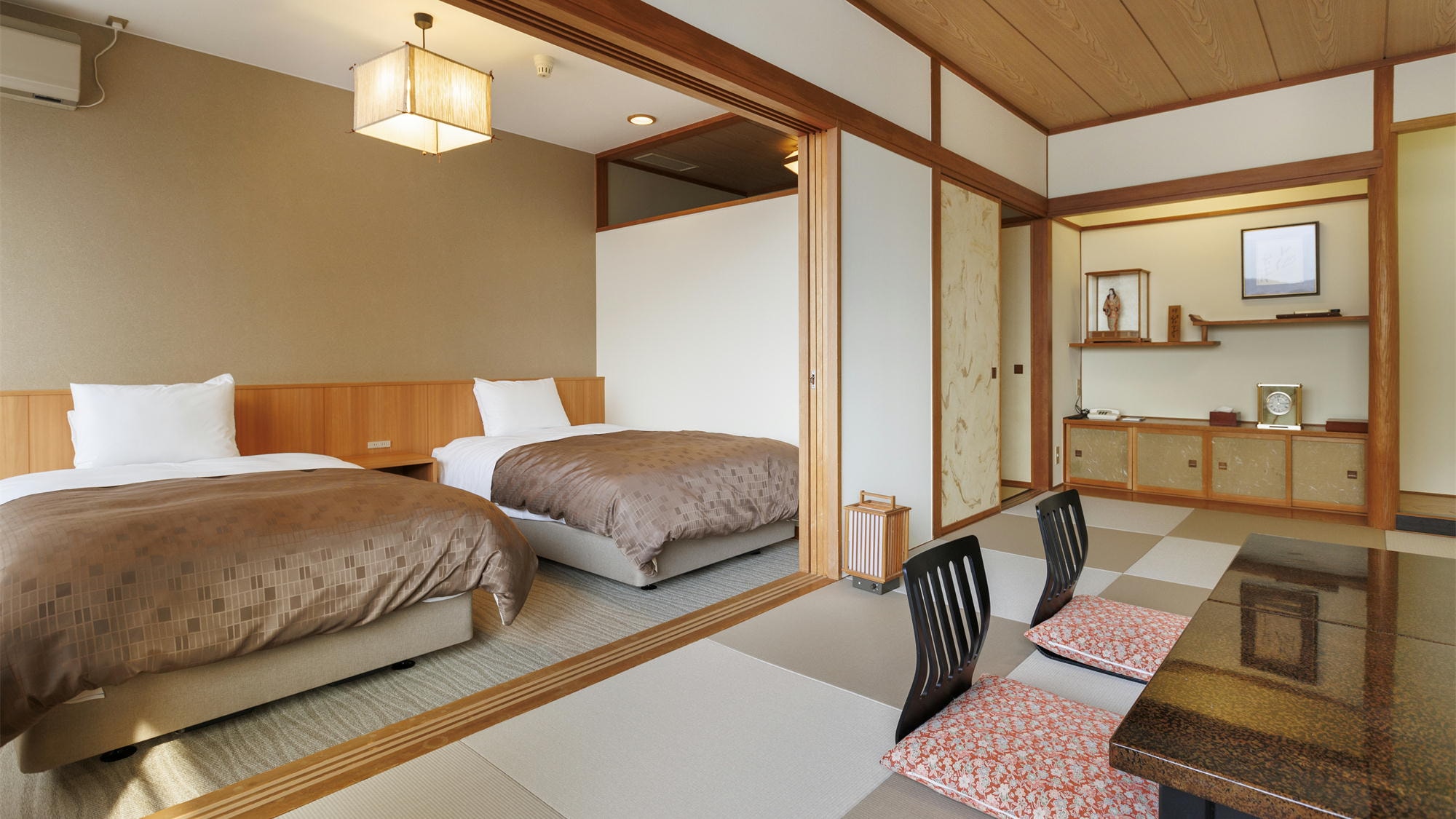 Annex, top floor [Special room] Japanese-Western style room