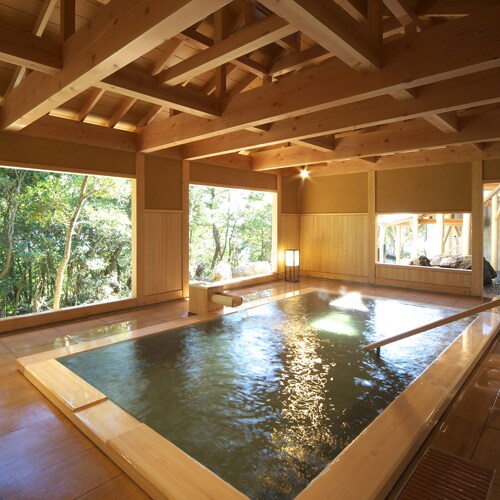 *Open-air bath (men's cypress bath)