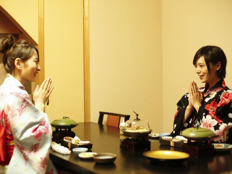 Main building: Oyado Hakusan, private dining room