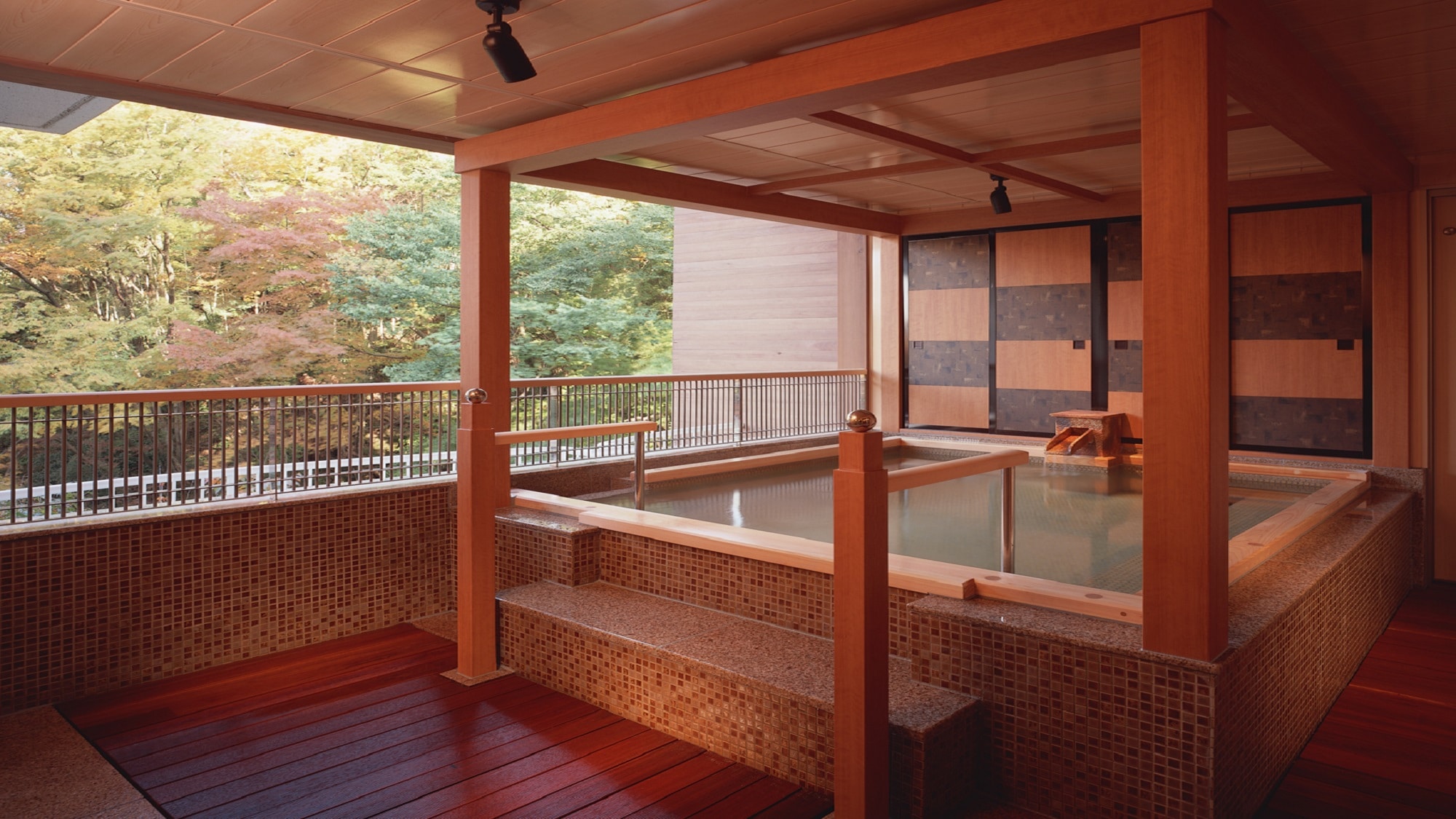 Men's open-air bath Tamagawa no Yu "Sato Kagura"