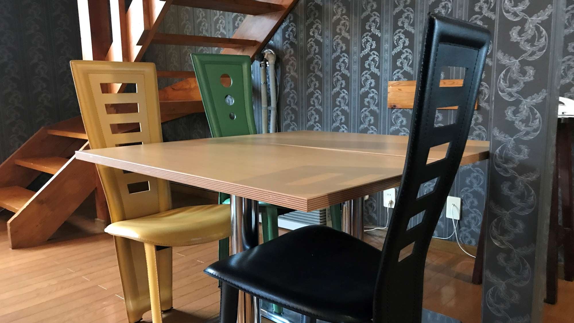 ・ Family A / Living room dining table