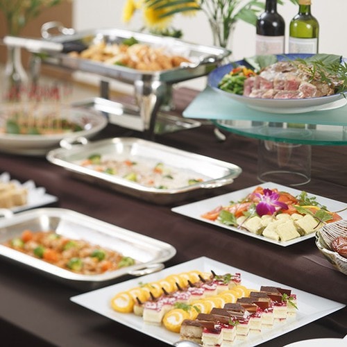 Dinner buffet image