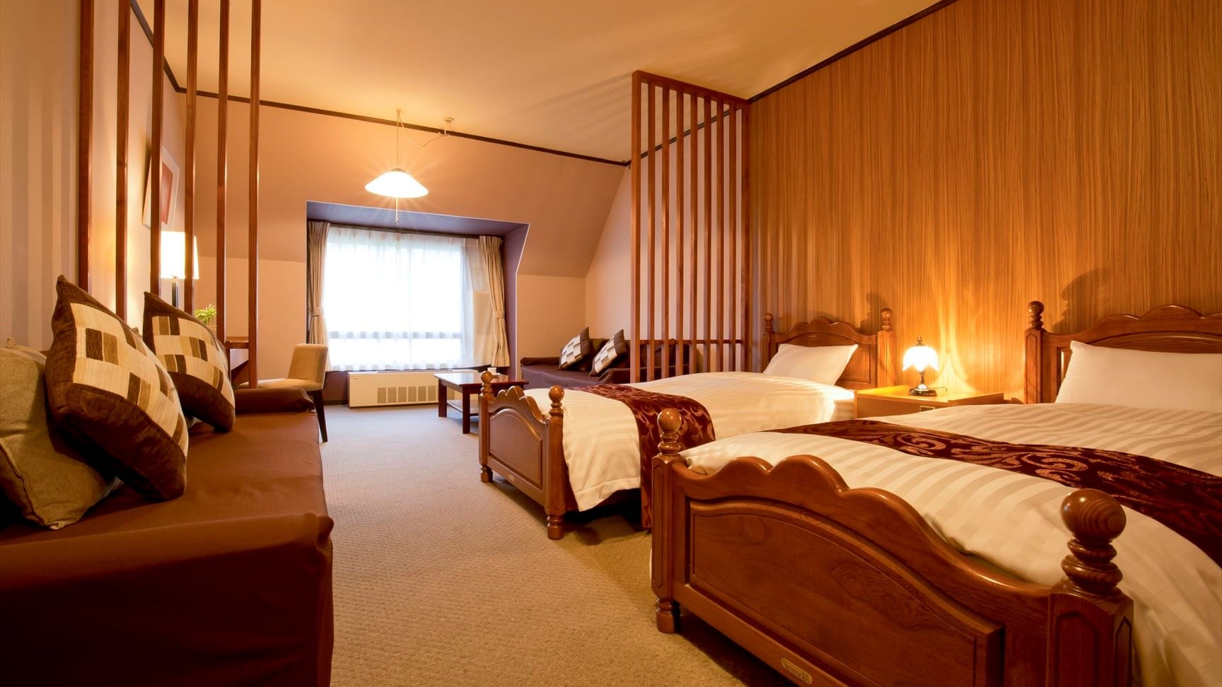 [Standard Western-style room (approx. 30 m2)] A room with a classical atmosphere and a spacious living space.