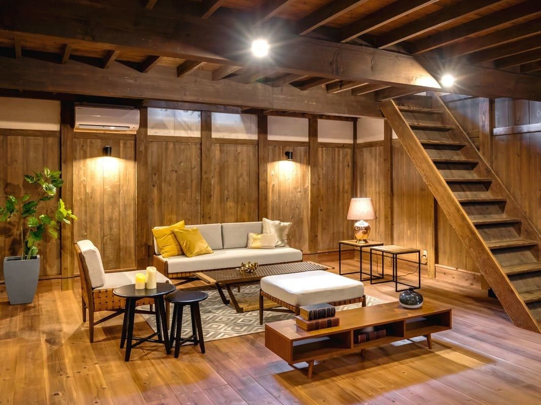 VMG Premier <Chartered building with cypress bath>