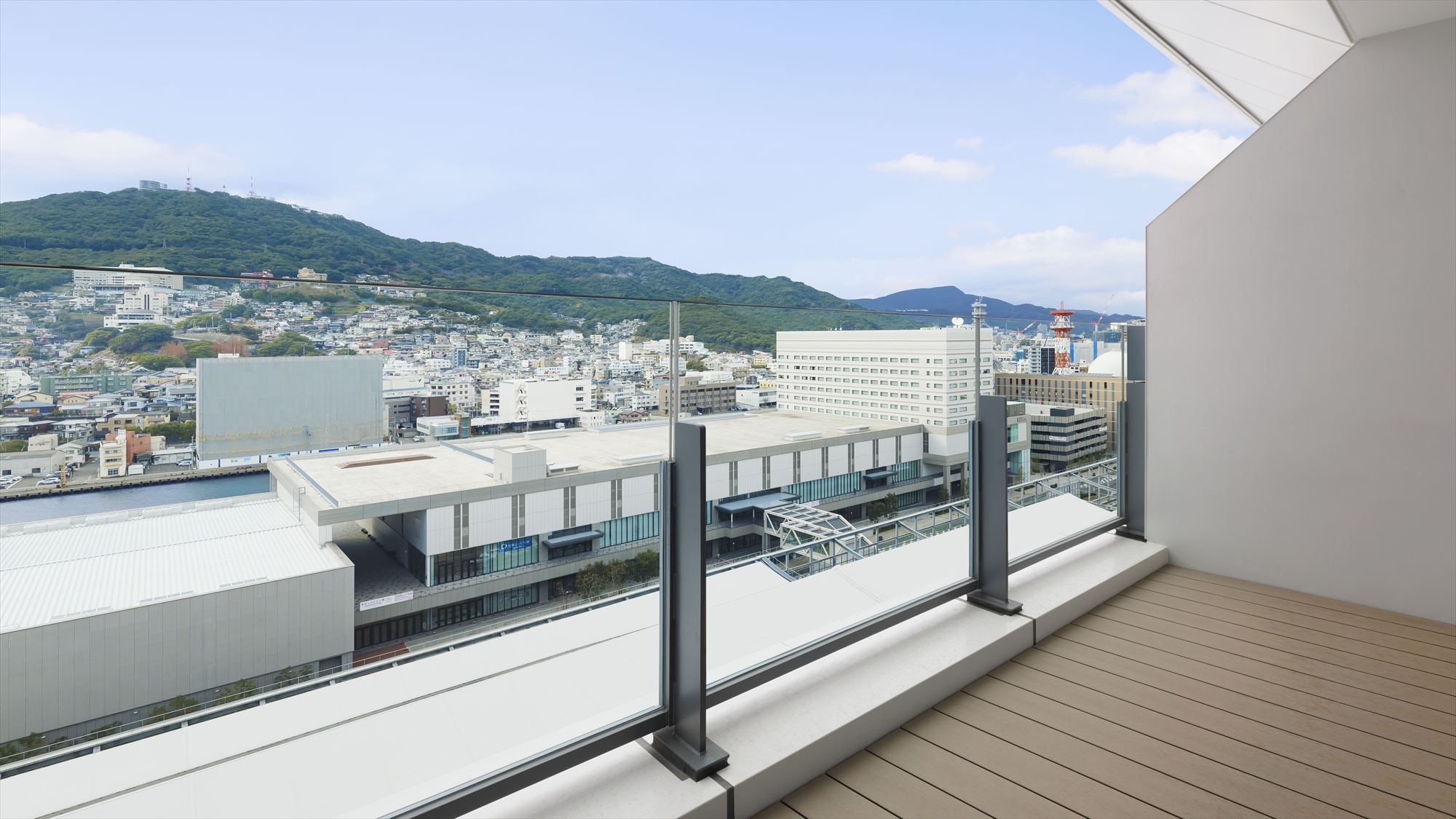 พรีเมี่ยมคิงไซส์ วิวภูเขา ระเบียง วิว