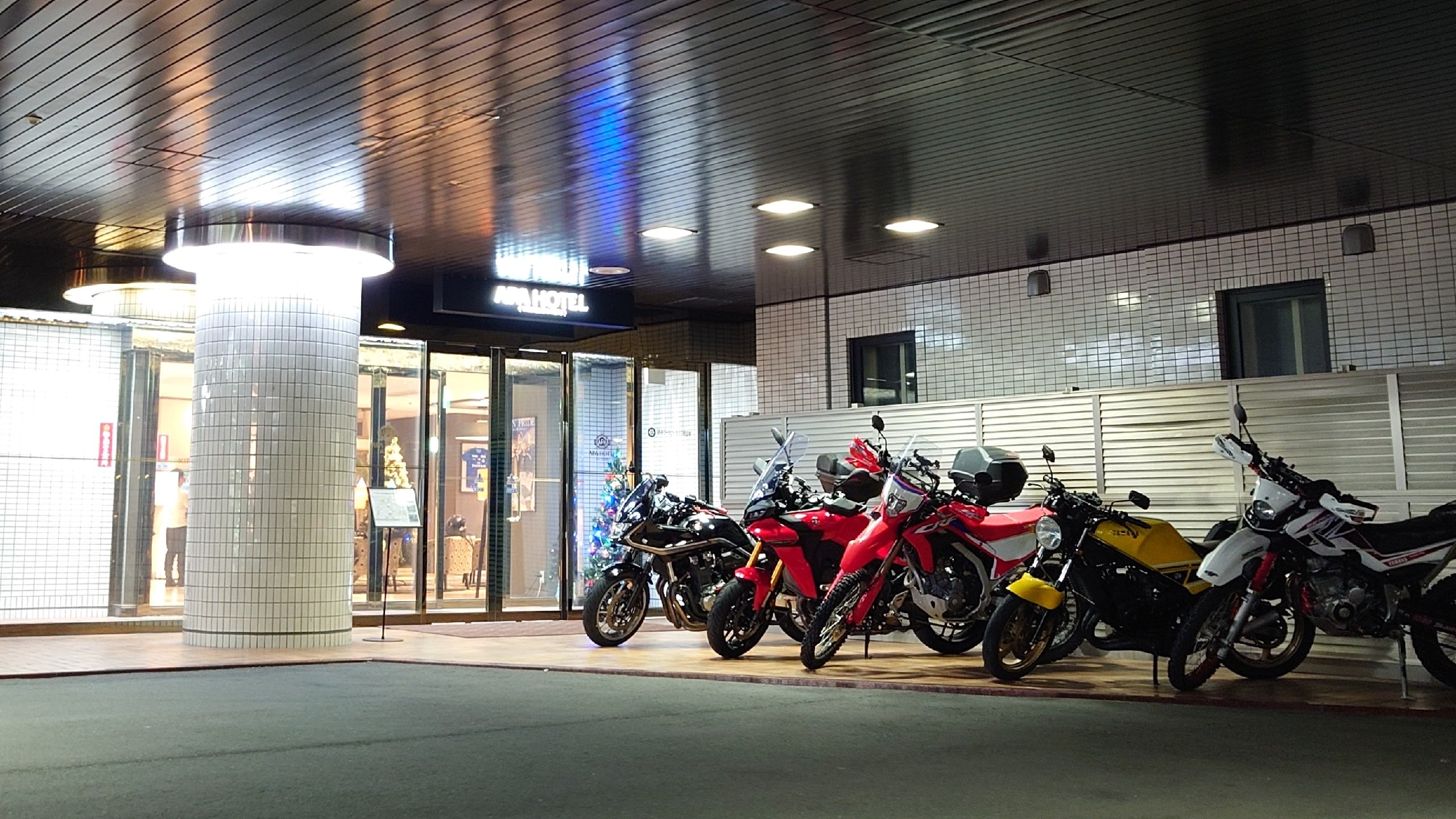 Motorcycle parking lot (when full)