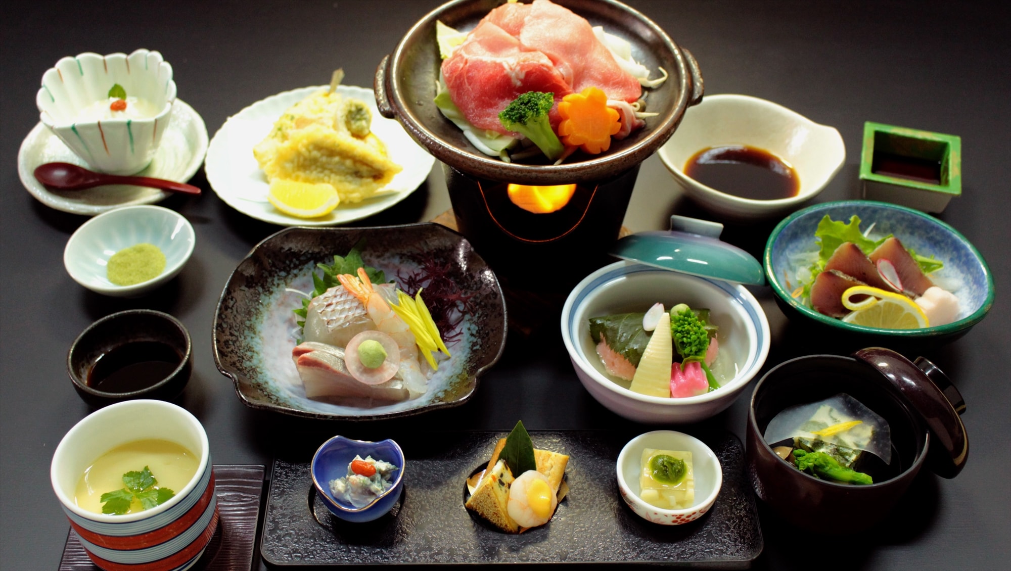This is the basic course of "Standard Kaiseki Cuisine". * The contents will change depending on the season and purchasing status of the ingredients.
