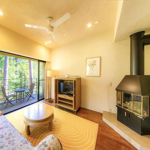 [Double] Rooms recommended for married couples and couples (example of guest room)