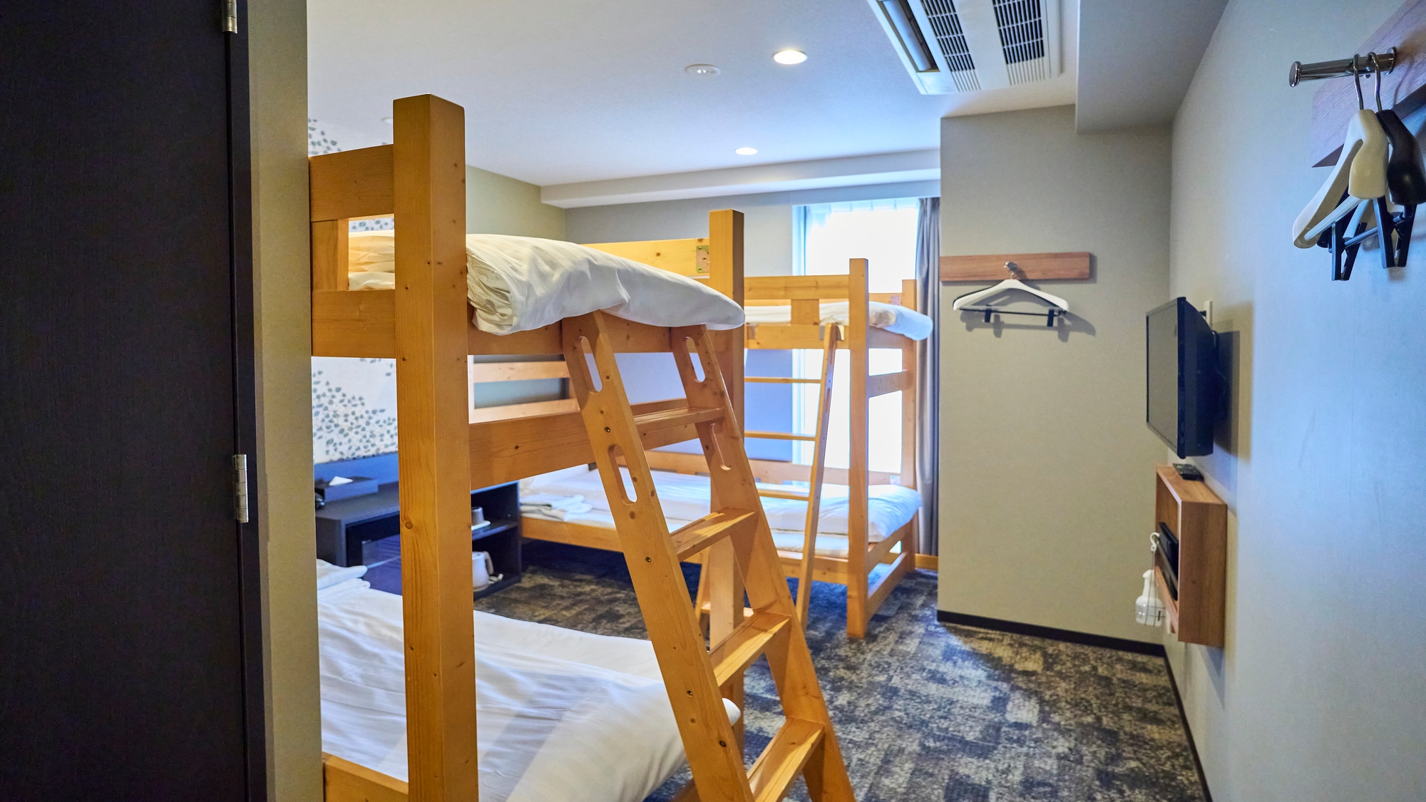 BUNK BED ROOM 20 square meters ◎ 2 bunk beds