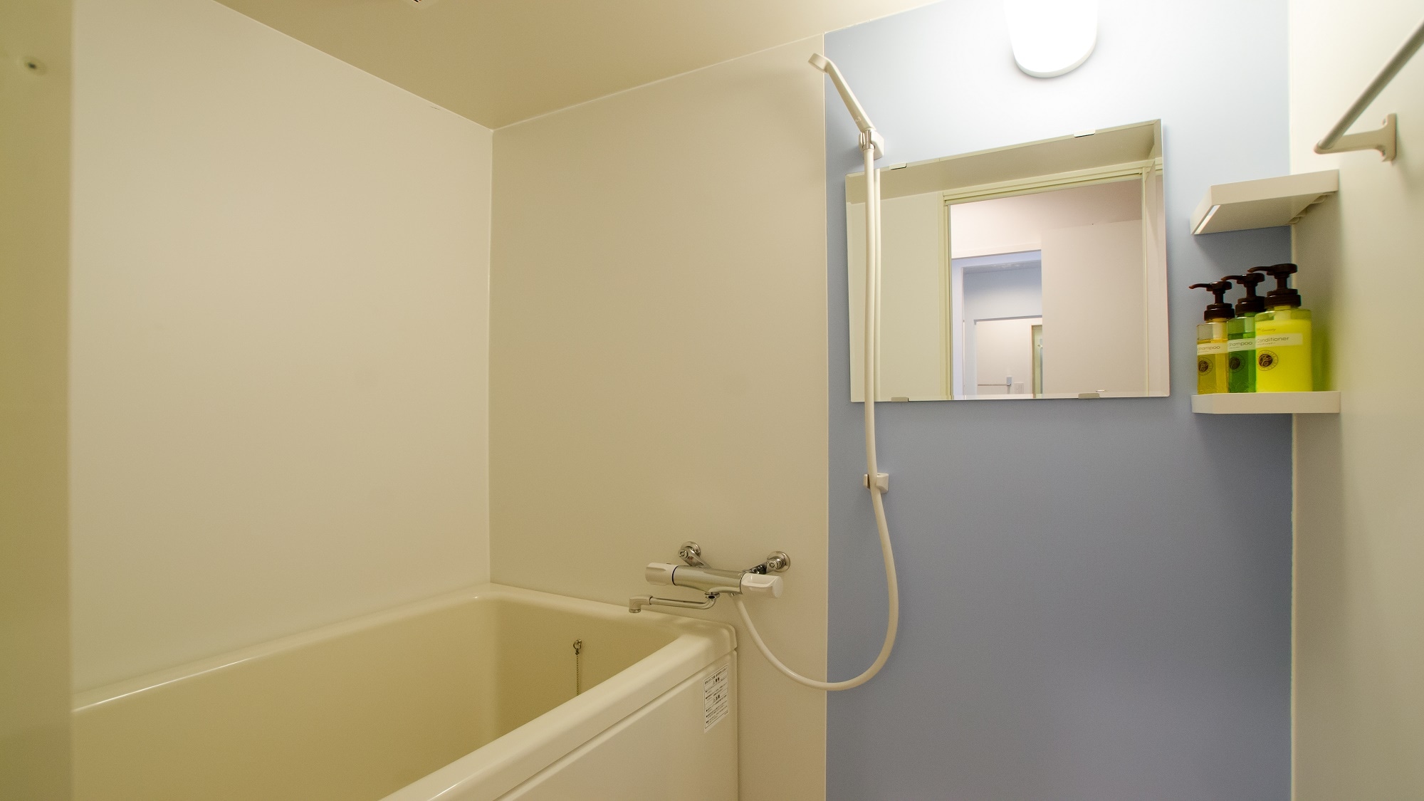 ห้องน้ำ/ห้องอาบน้ำ (ดีลักซ์ เตียงคู่/แฟมิลี่)