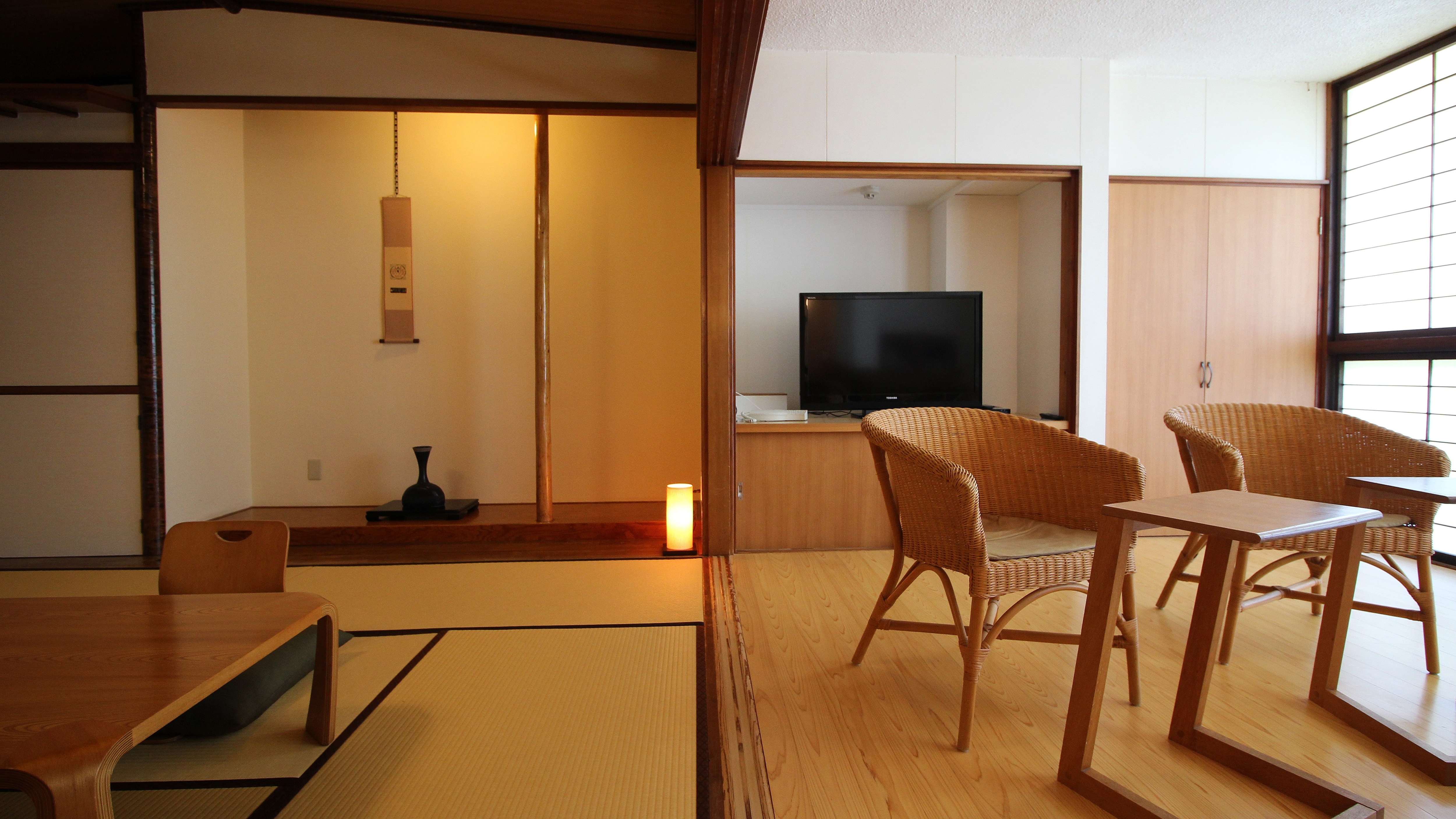 ◆ 朋屋飯店及房間 ◆