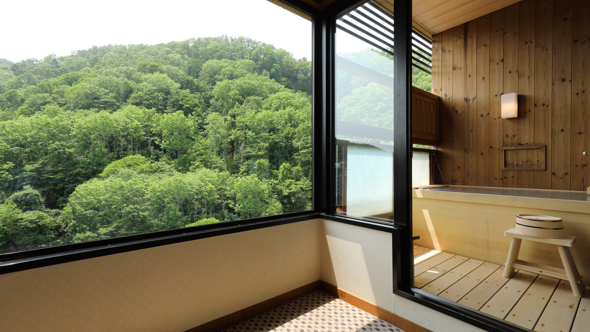 [Bebas-Rokok] Kamar bergaya Jepang dengan 12 tikar tatami dengan pemandian air panas terbuka