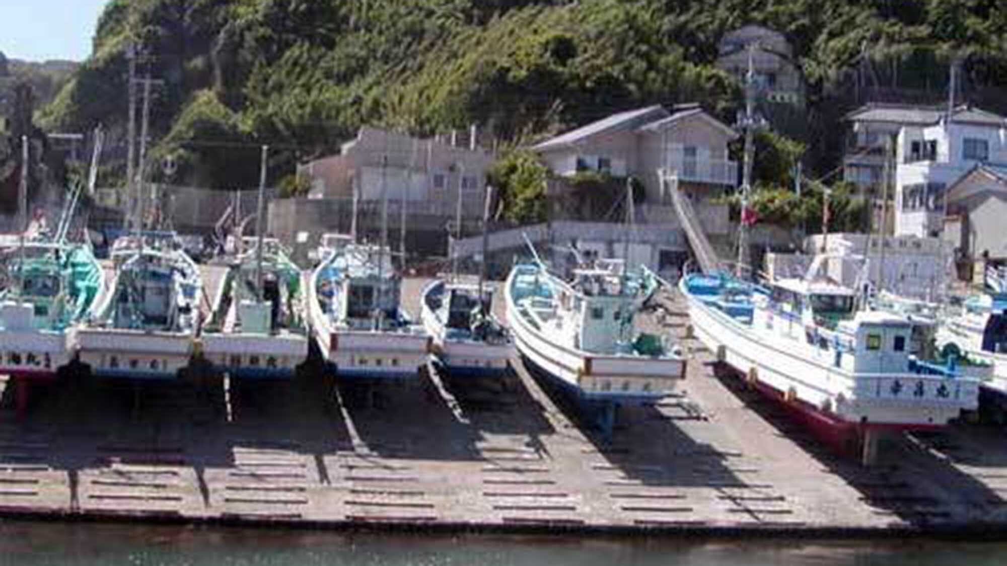 ・＜Nearby＞ Recommended spots where you can experience the scenery of a fishing village!