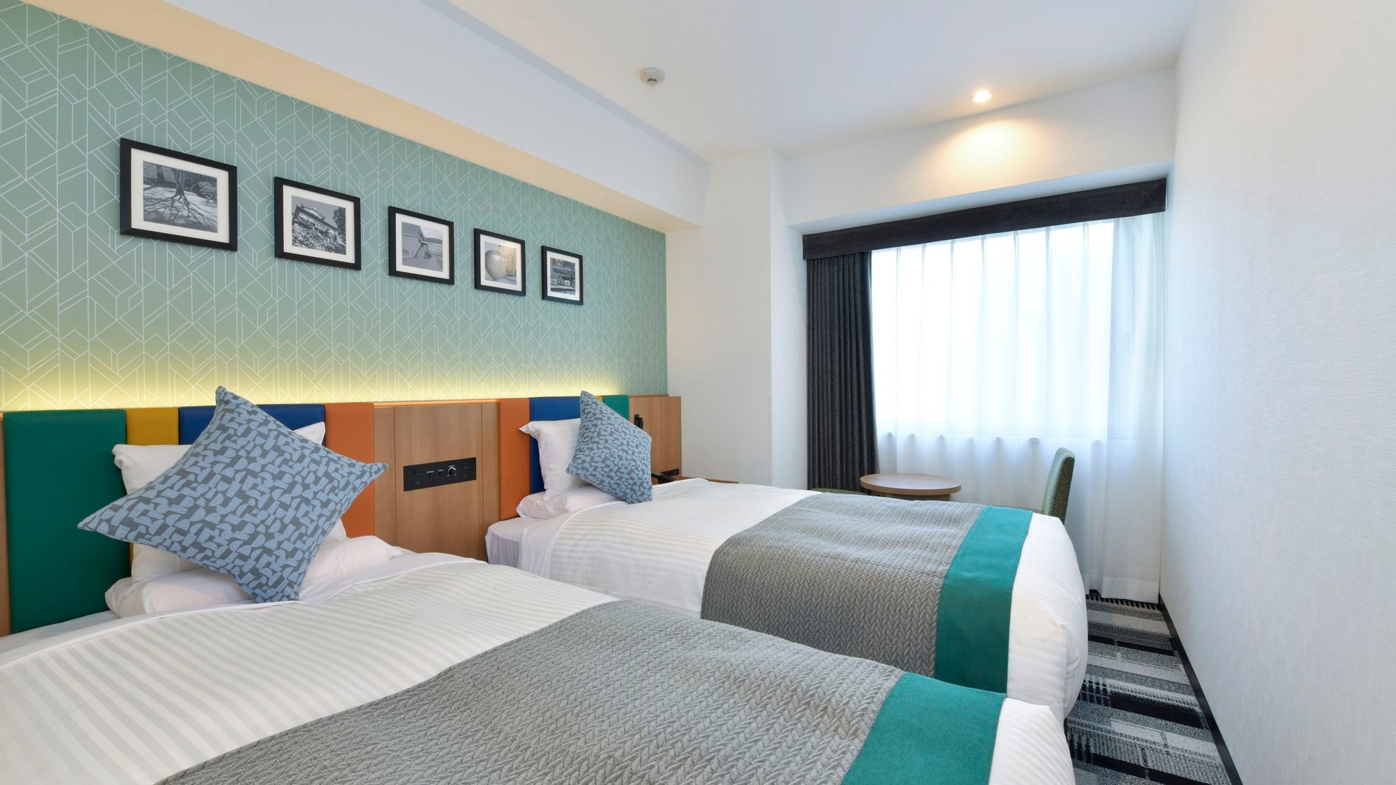 焕新舒适双床房