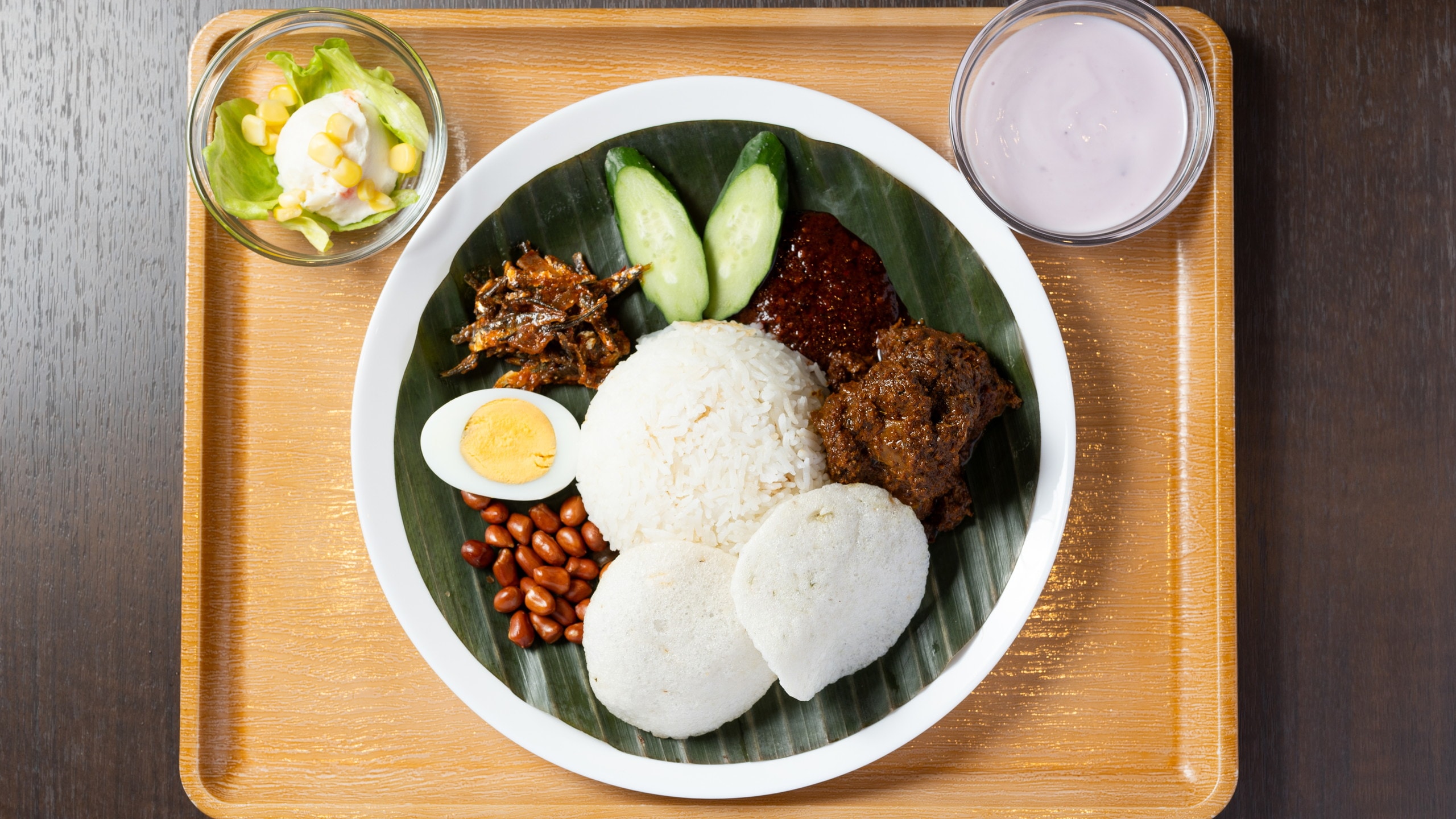 椰浆饭（散发着椰奶香气的米饭）