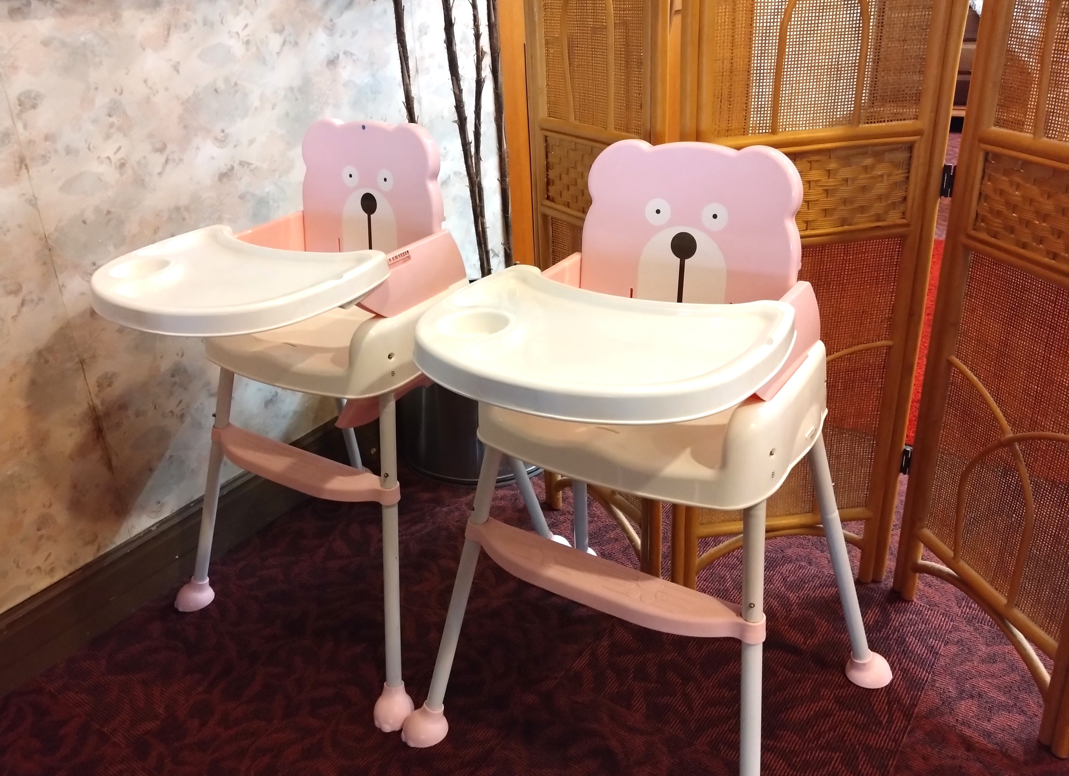 お子さま用ダイニングチェア（一例）