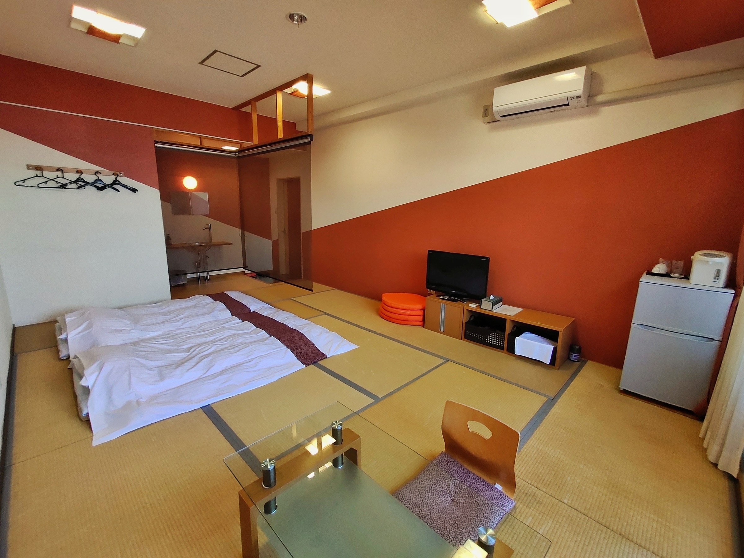 Japanese-style room