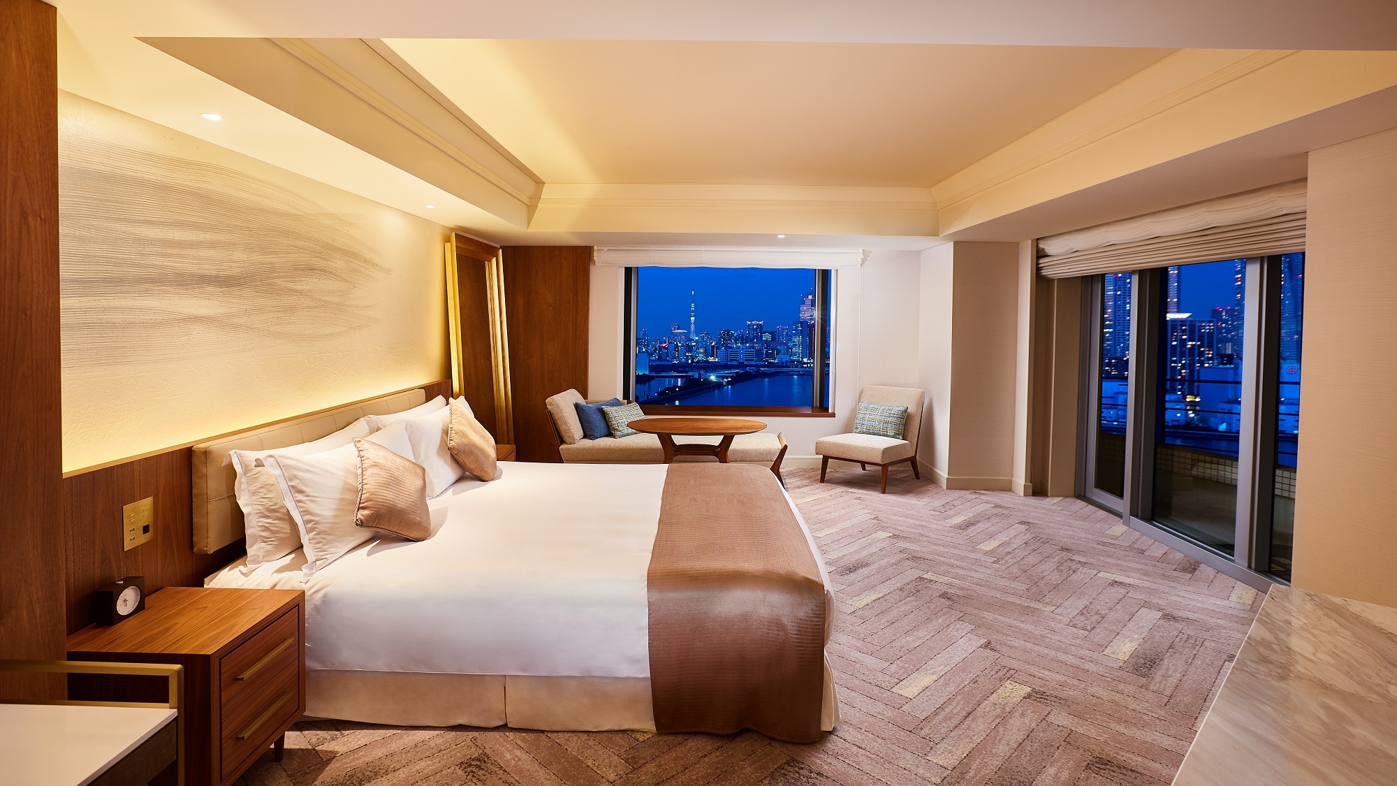 1 King Junior Suite River View