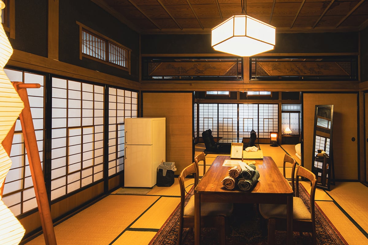 Japanese-style room