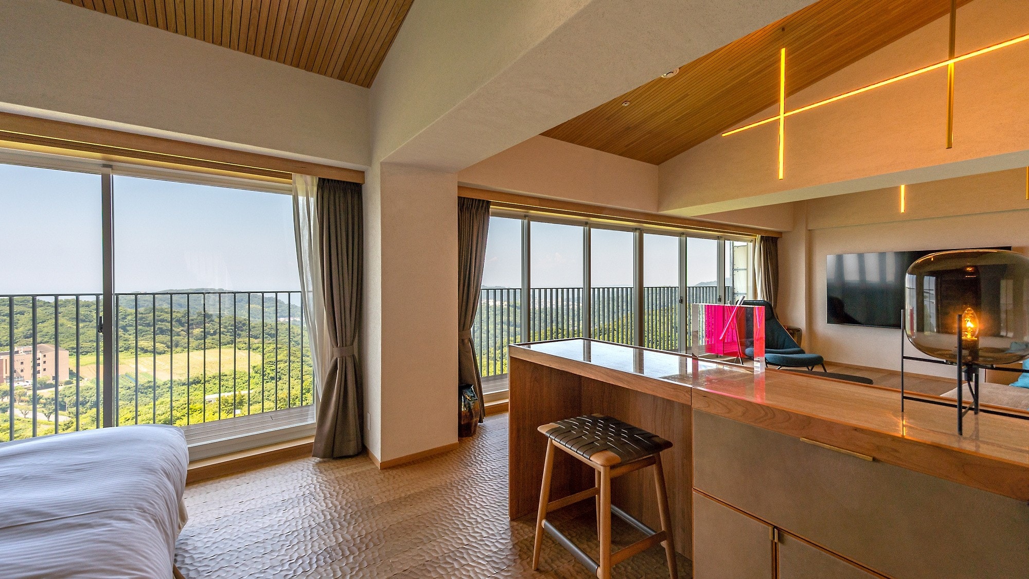 Hotel information and reservations for Lectore Hayama Shonan
