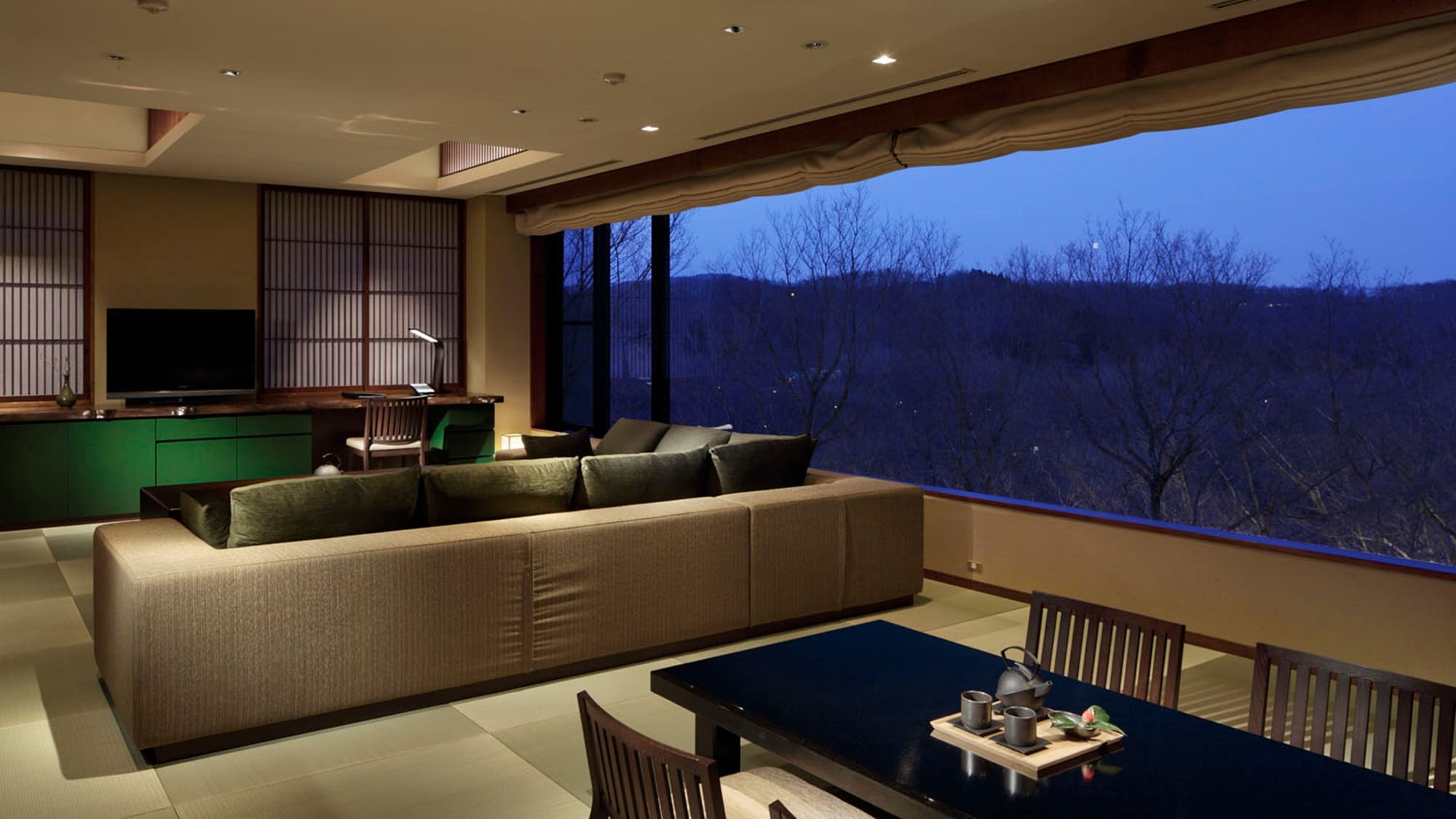 ■ Panorama View Suite / 100.8 square meters