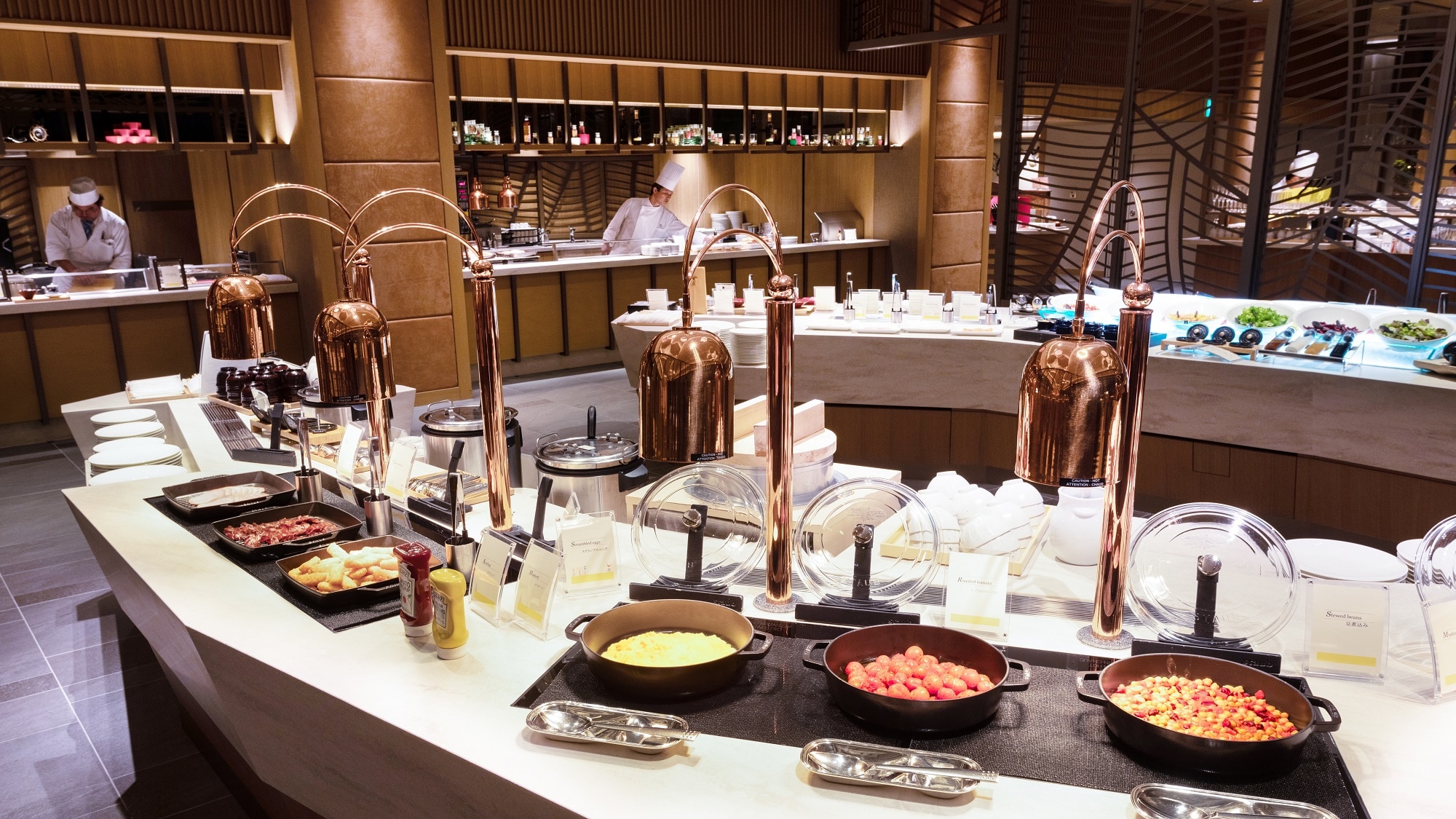 2nd floor all-day dining "Rakuku"