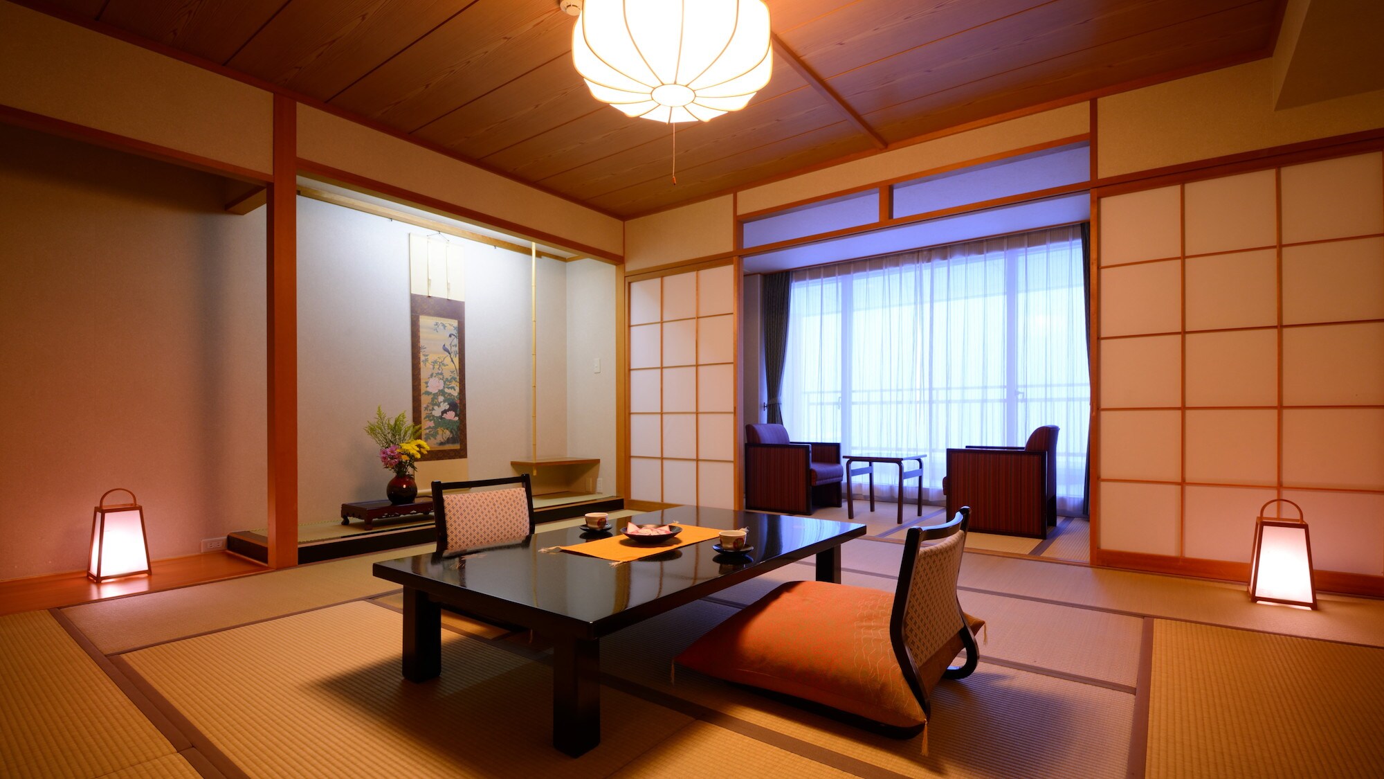 An example of a Japanese-style room on the sea side