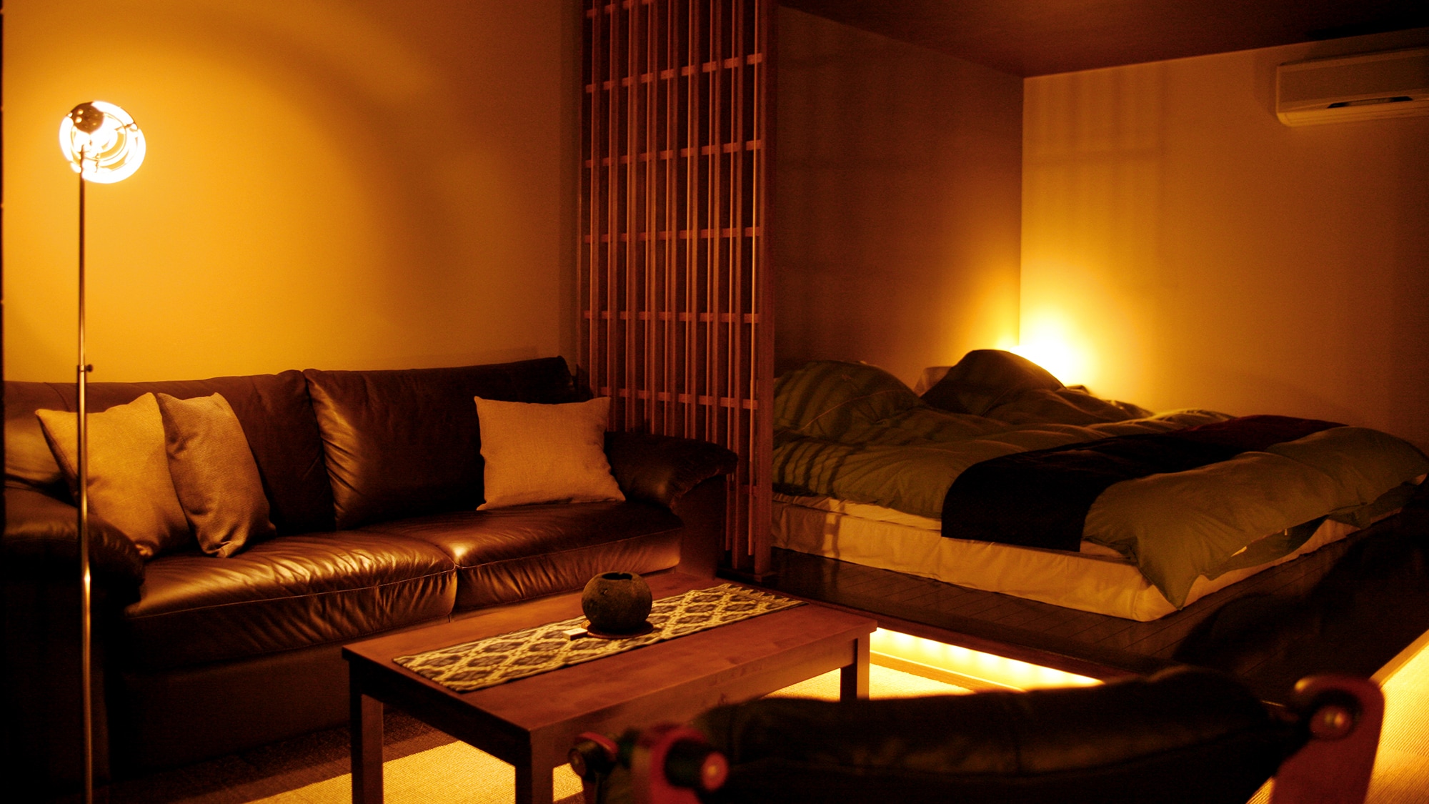 ◆ With open-air bath ◇ Western-style room －103－ ◆ ≪Flowing from the source _ Open-air bath≫