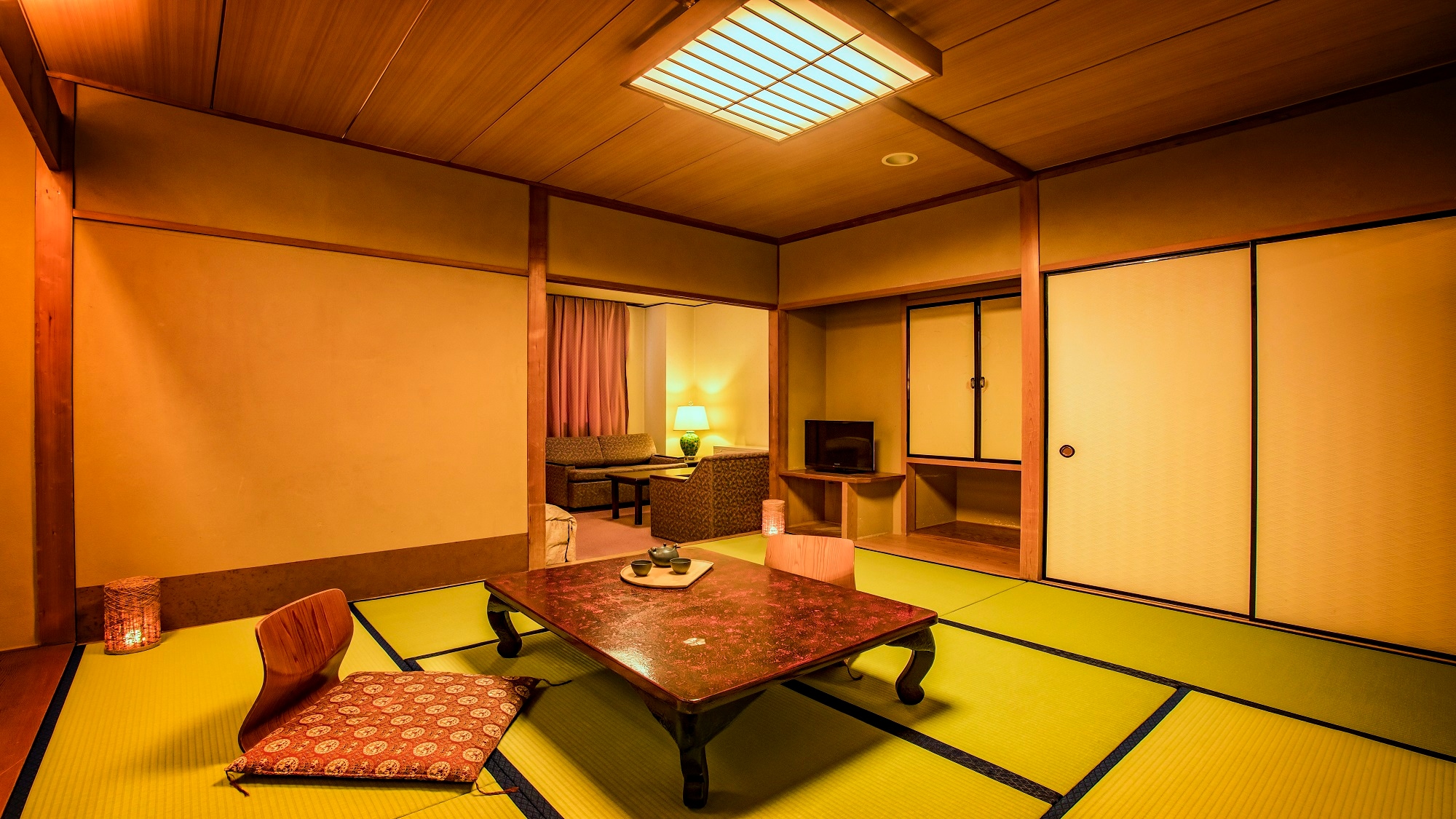 Standard Japanese-Western style room *Example of guest room