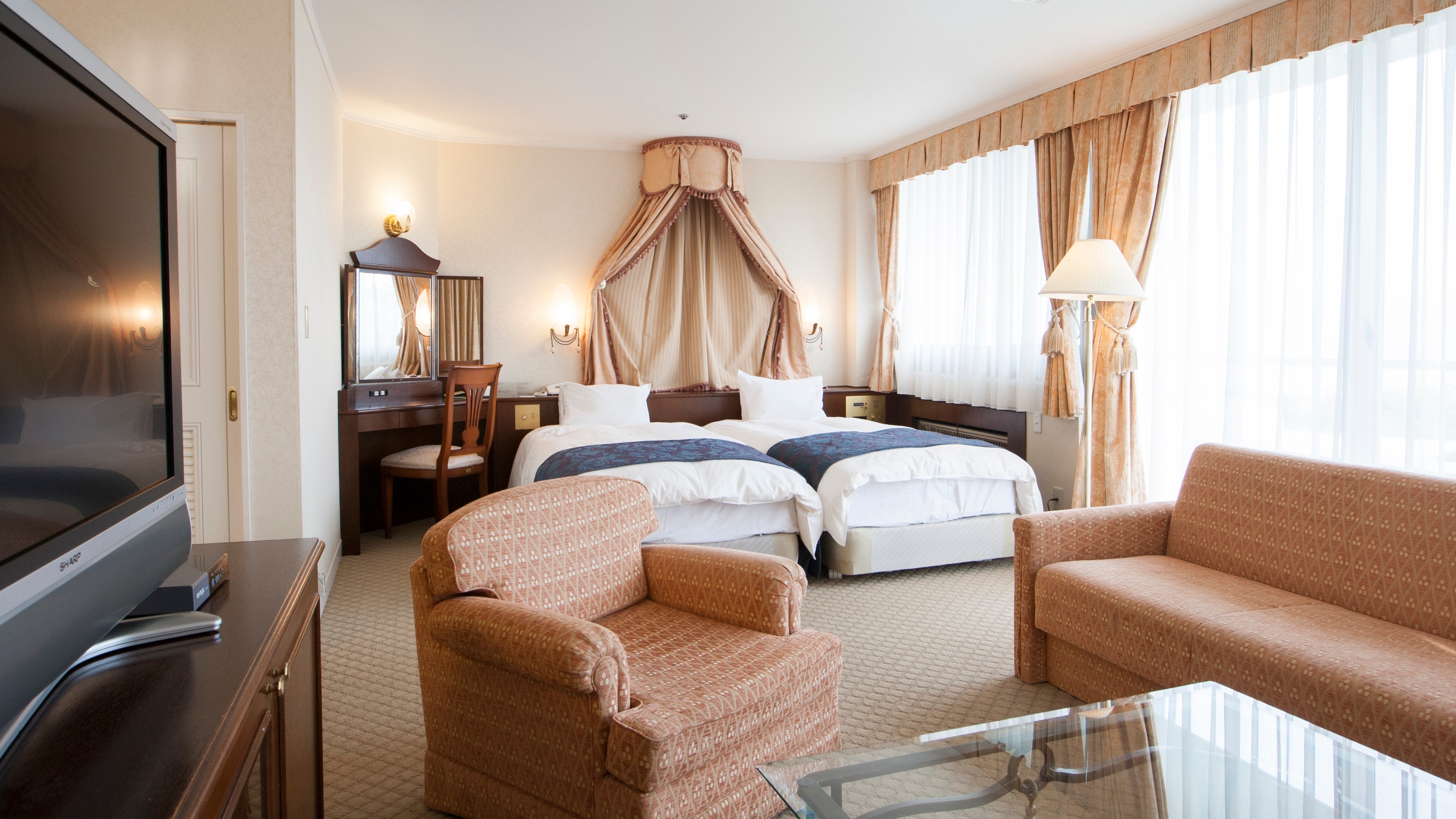 Suite Room