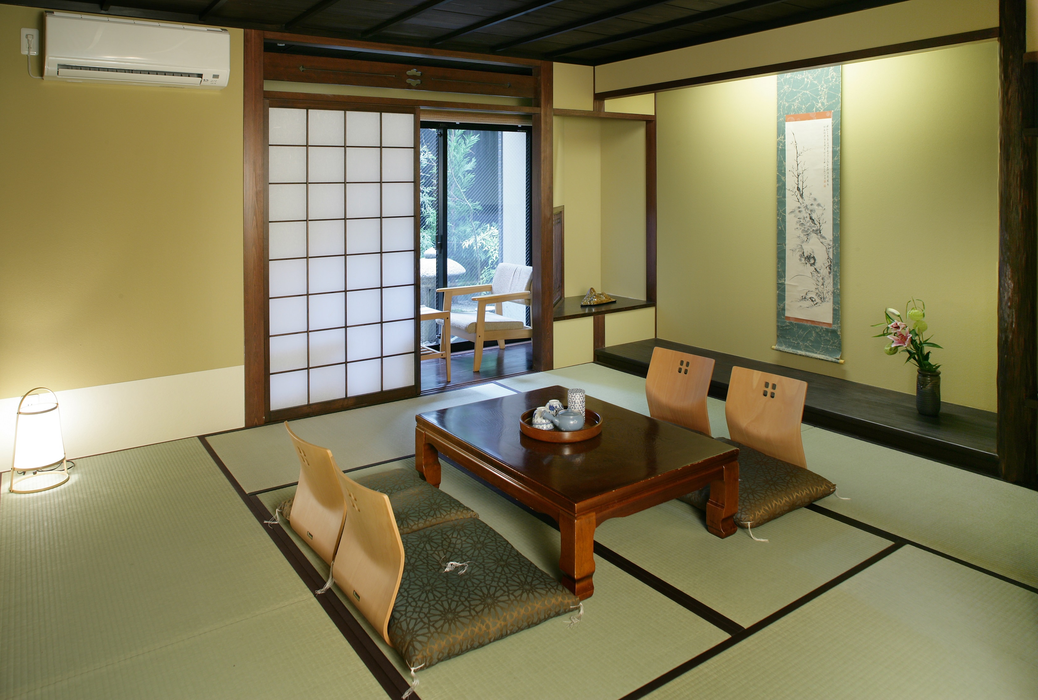 Deluxe Japanese Style Room with Garden View