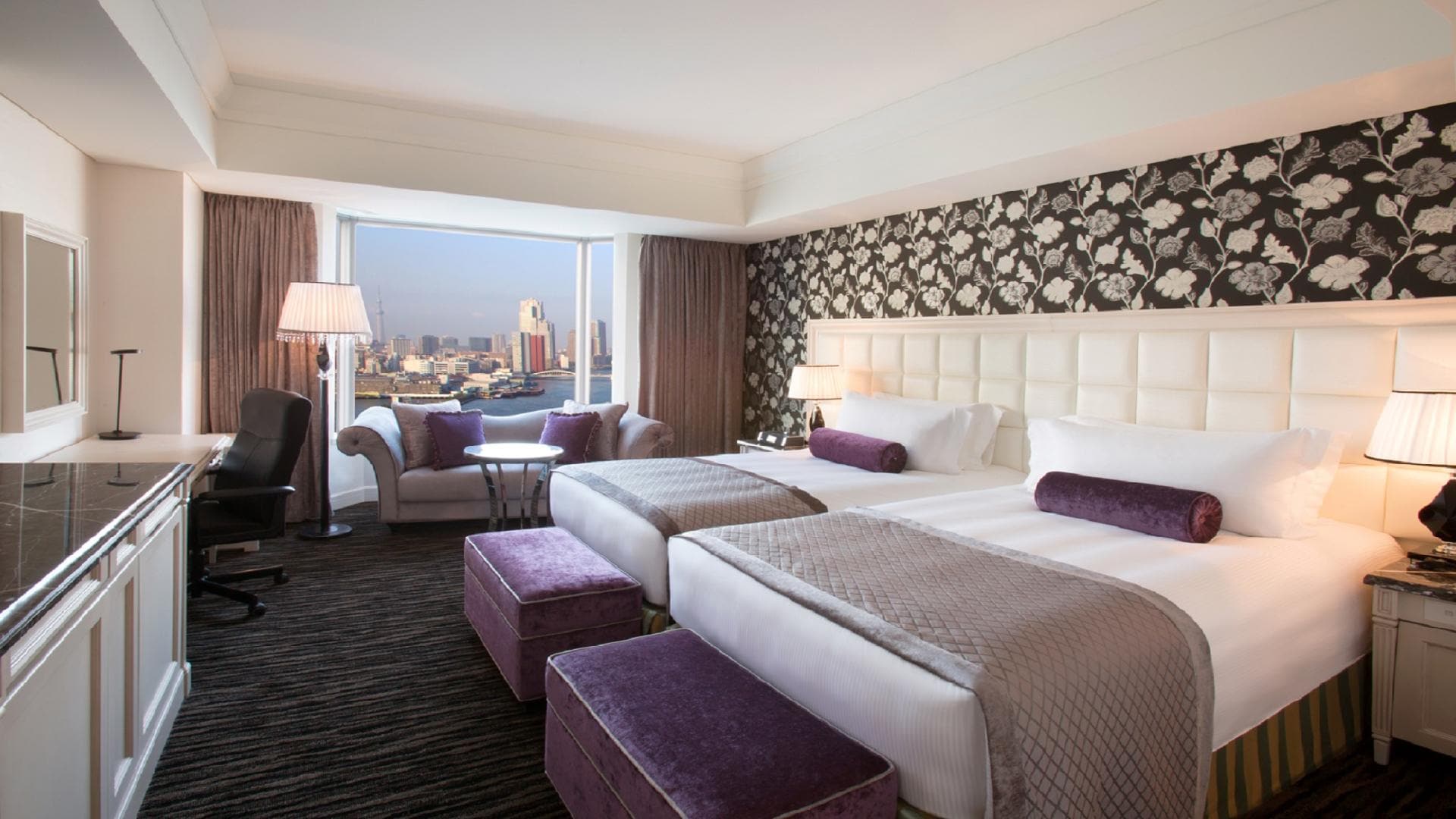 Executive Floor Superior River View (* Example)
