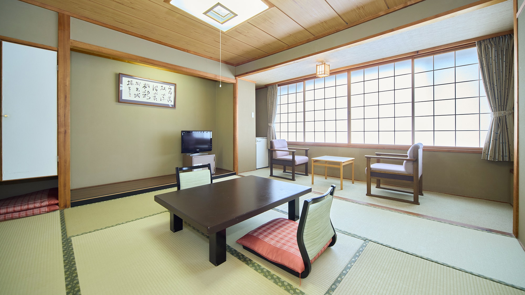West Wing Japanese-style room (8 tatami mats) (Smoking allowed)
