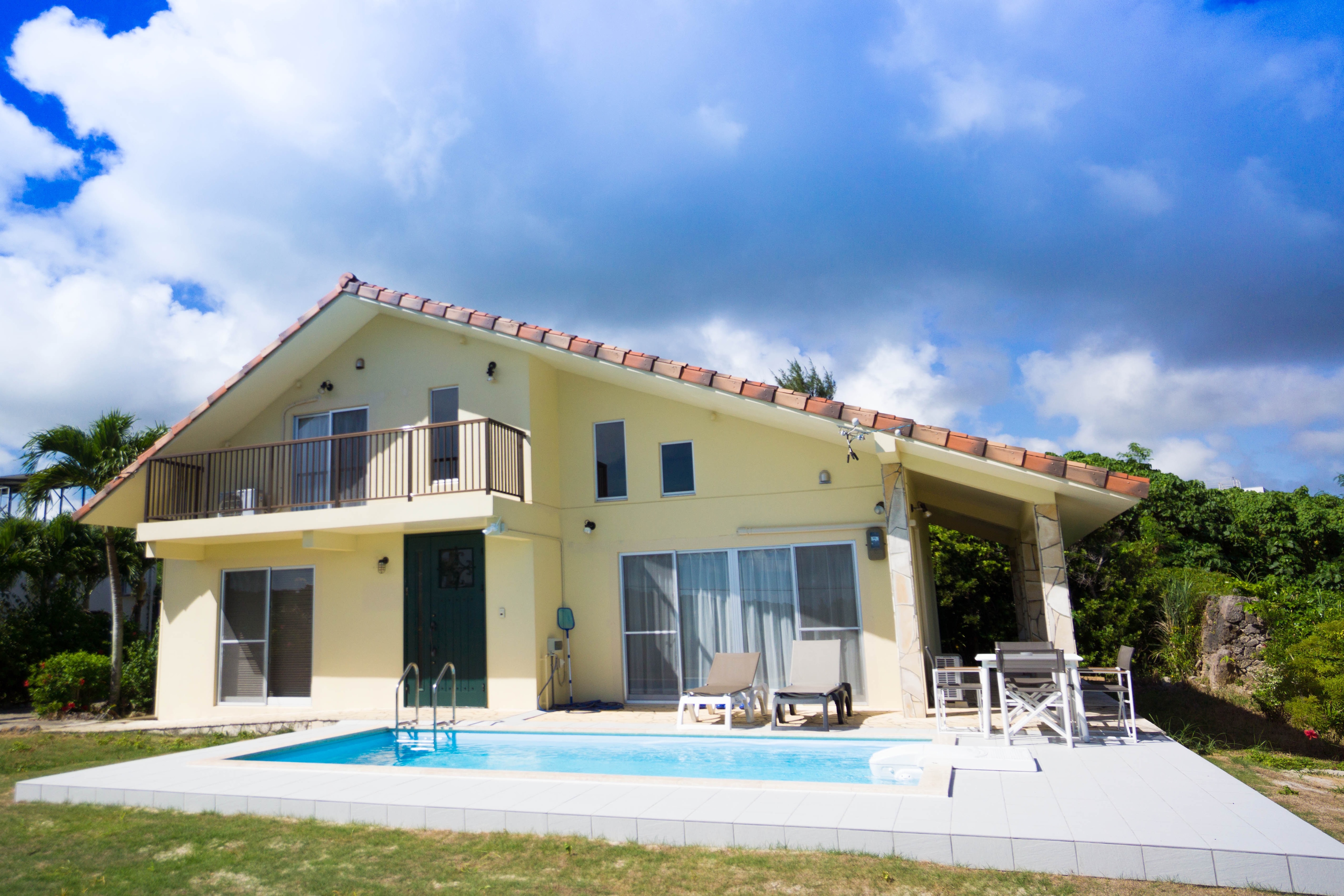 Renovation & times; Private pool building panoramic view