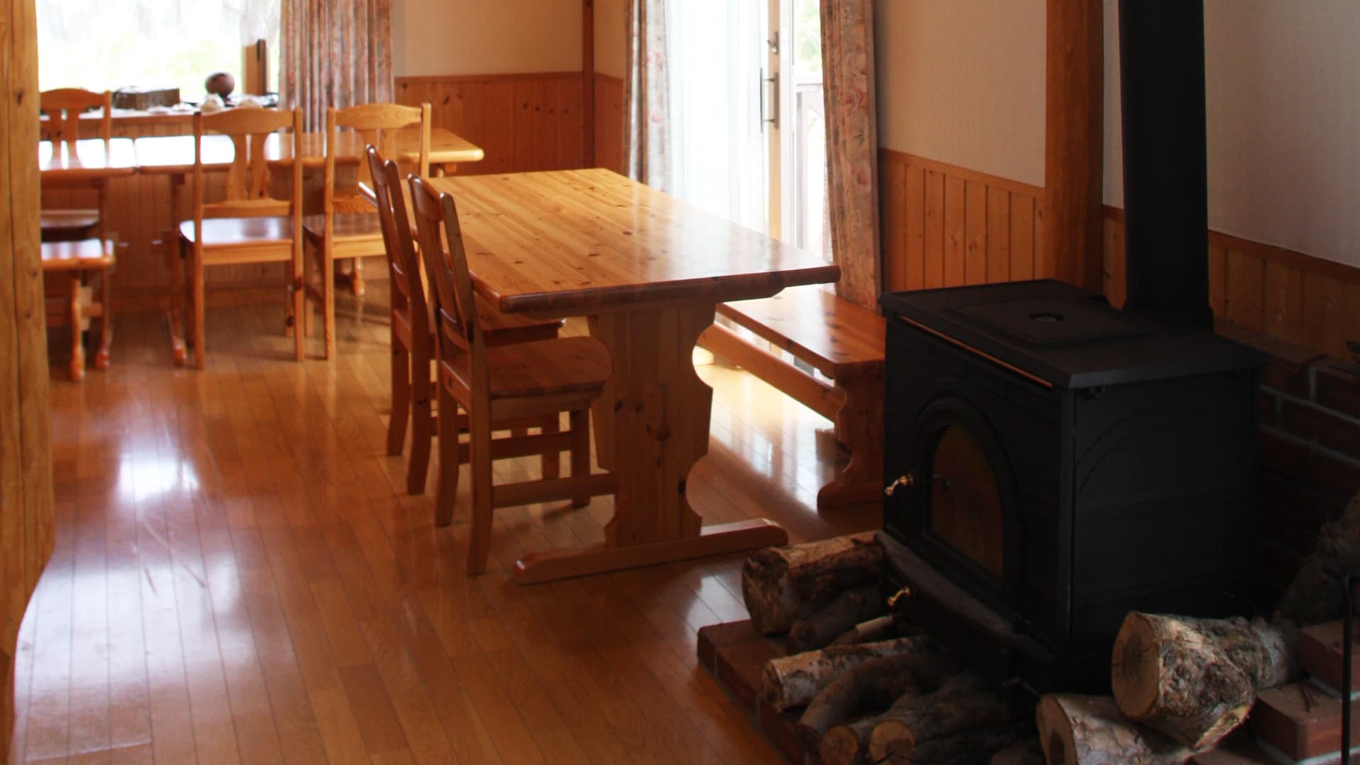 Living room with fireplace