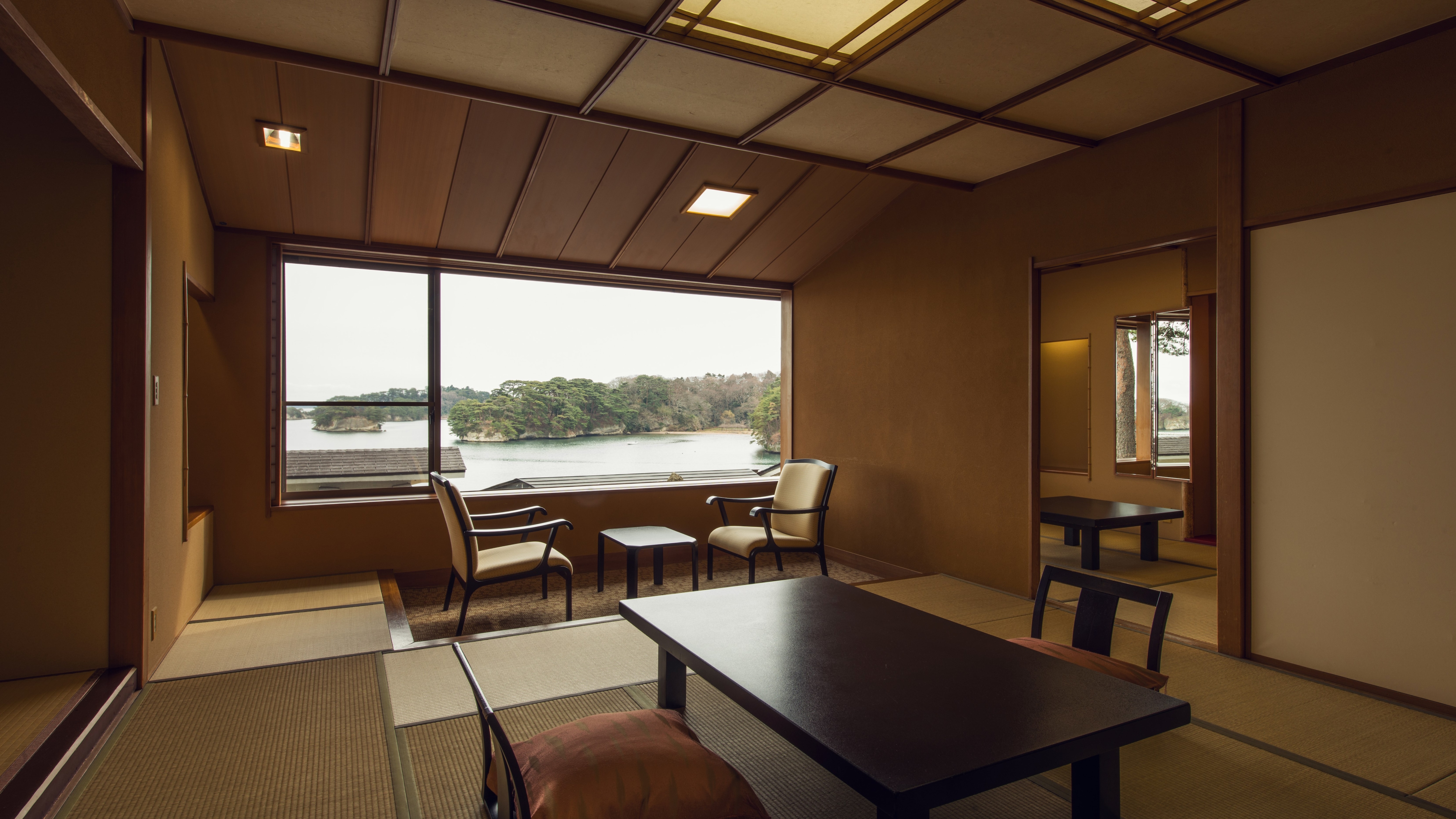 Relaxing Suite 16:9