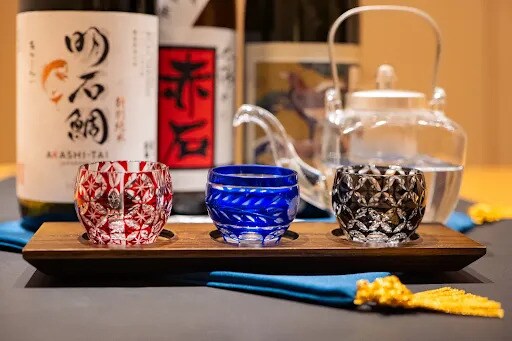 明石当地酒的三种：赤石、明石台、新高