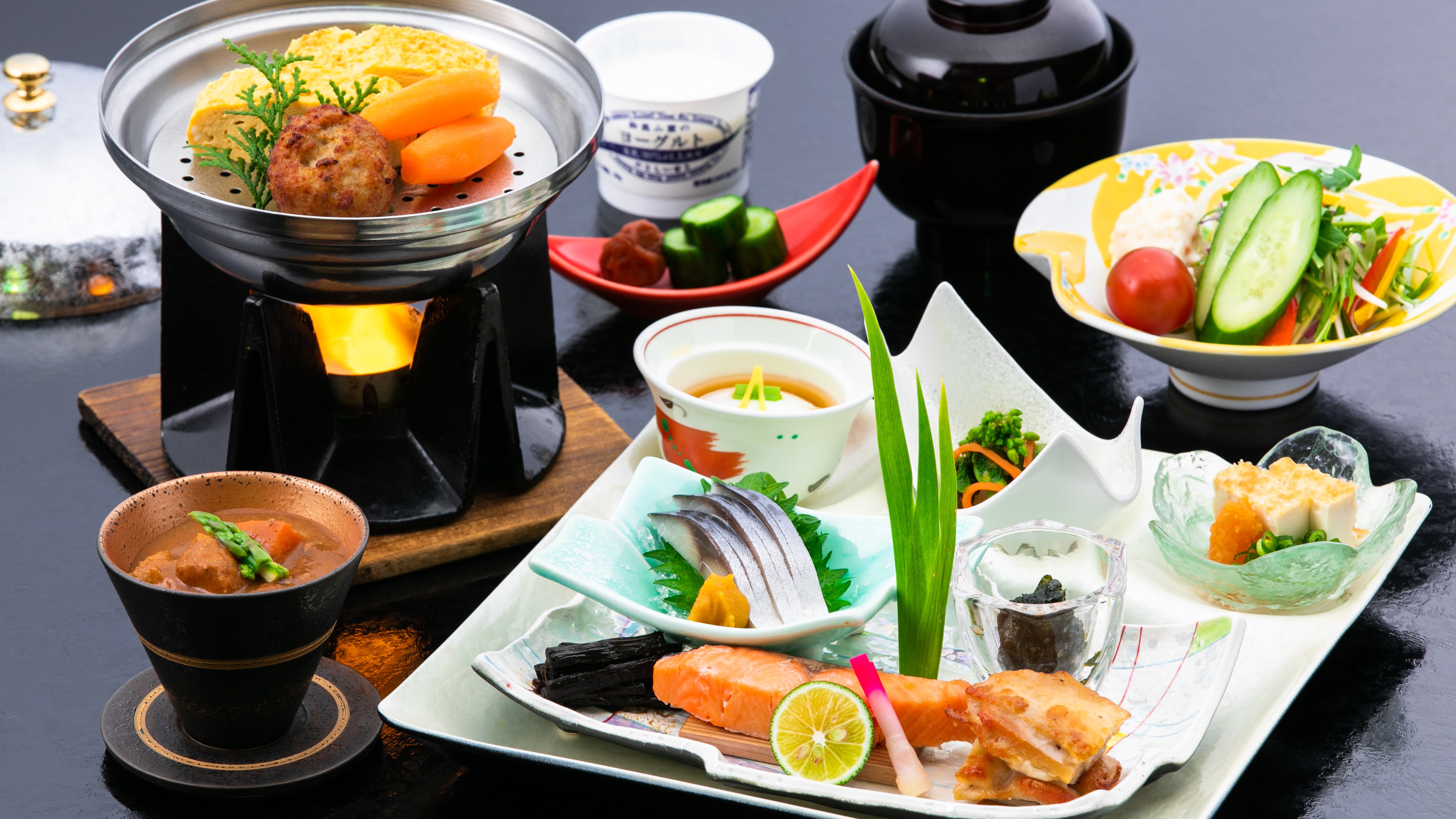 Sarapan set makanan Jepang gambar