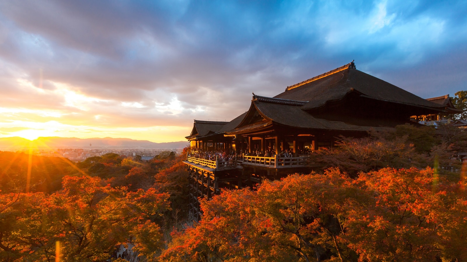 [Kyoto sightseeing] Mt. Otowa "Kiyomizu-dera" A popular spot known for the stage of Kiyomizu