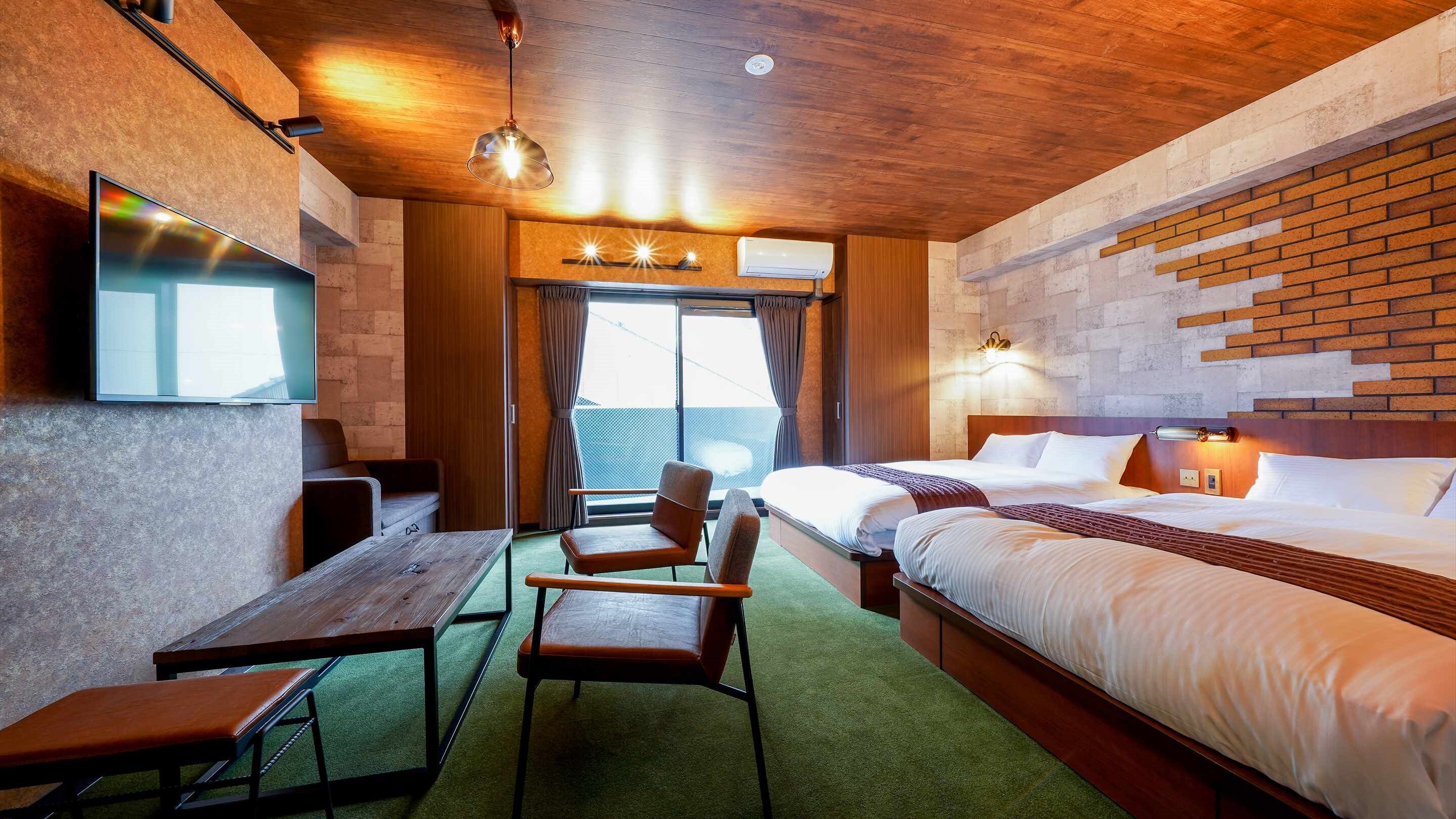 5-person room
