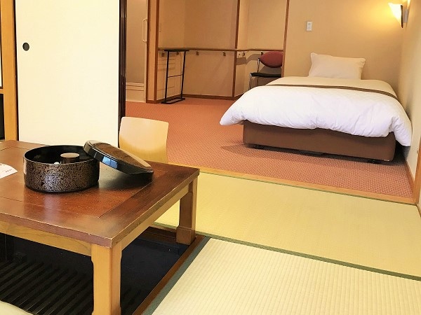 Barrier-free Japanese-Western style room②