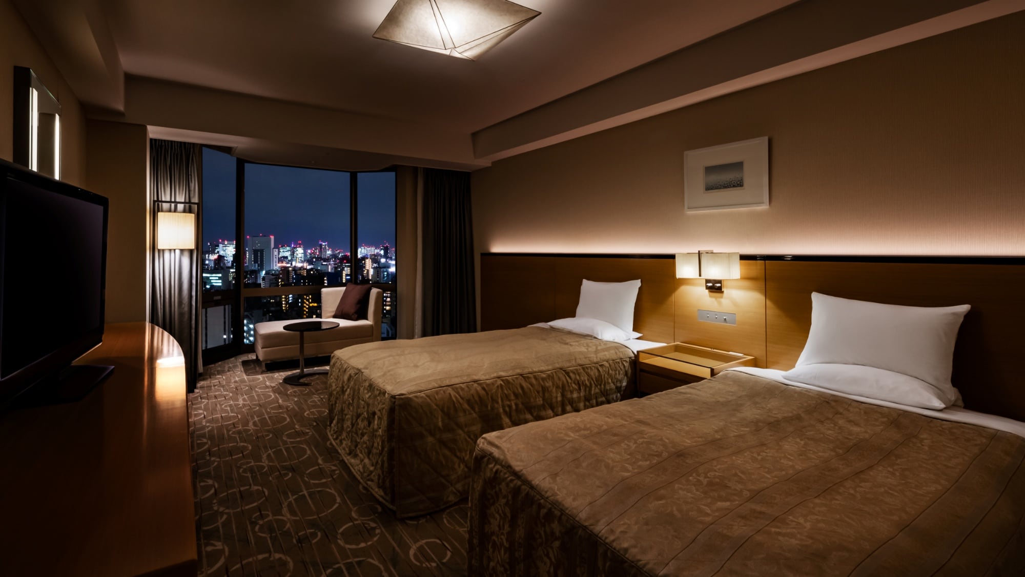Standard twin room city side