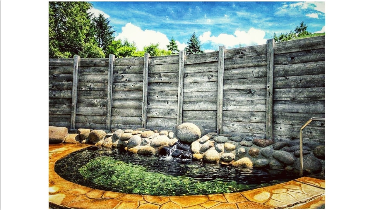 Open-air bath.