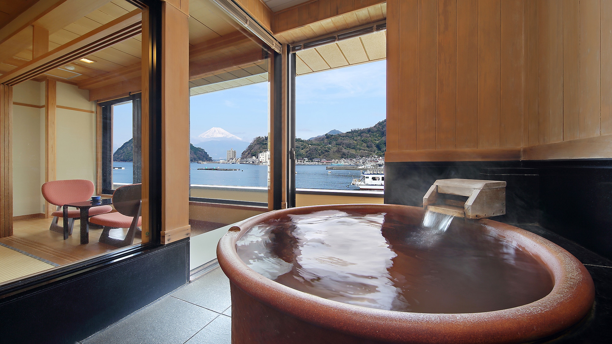 Japanese-style room with half open-air bath, 10 tatami mats, "Kaze"