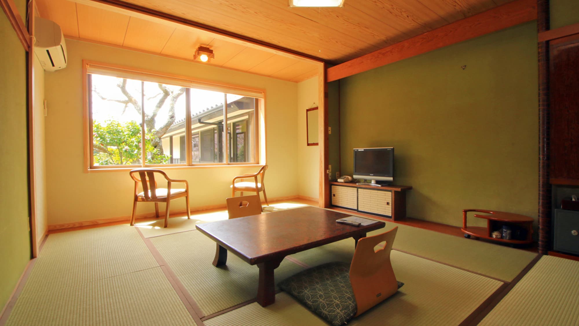 [Ví dụ phòng khách: 10 tấm chiếu tatami①]